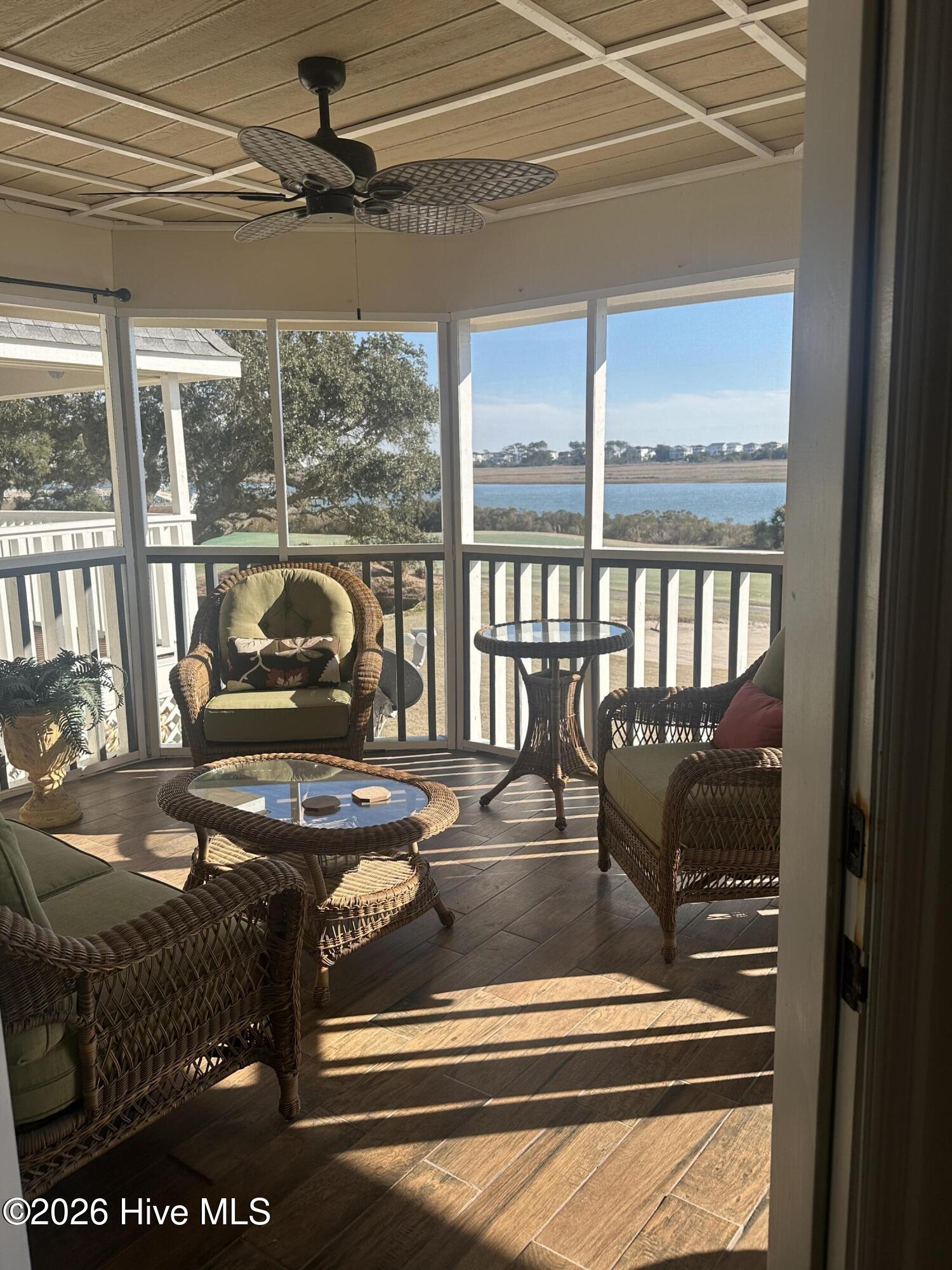 100552008 | Photo 31