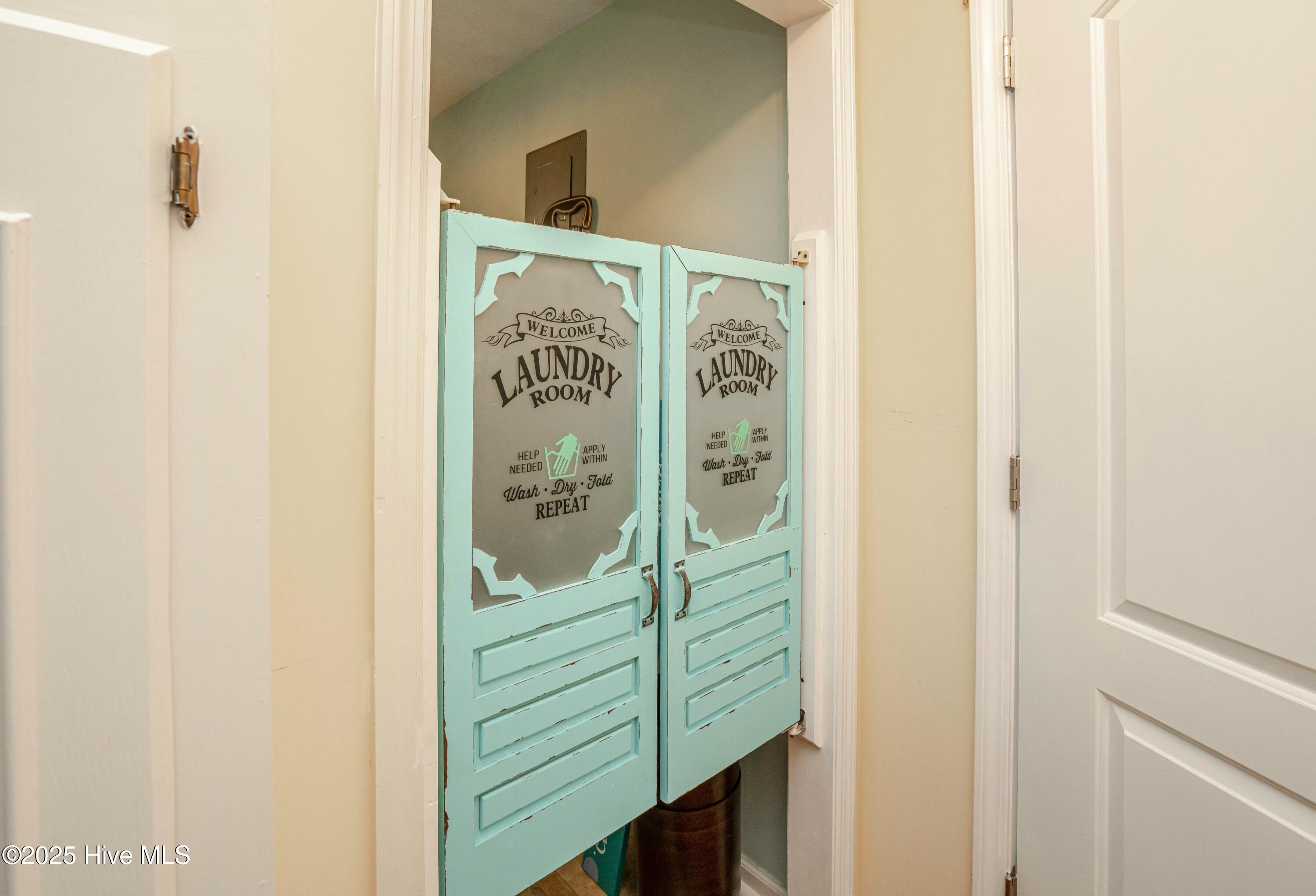 100502250 | Photo 17