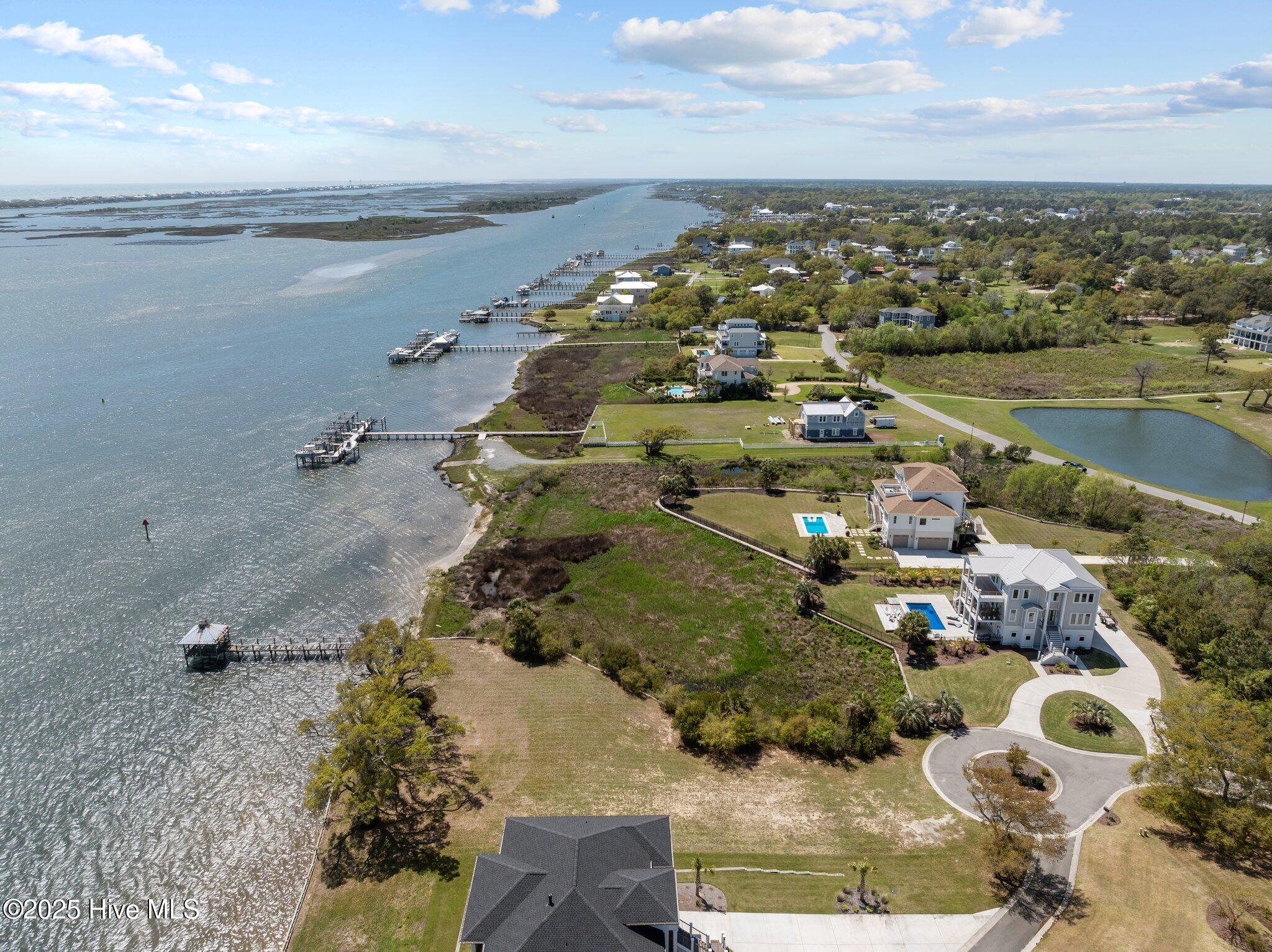 100502292 | Photo 22