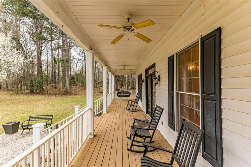 1893 Folly Lake Drive, Thomson, GA 30824 Listing Photo  8