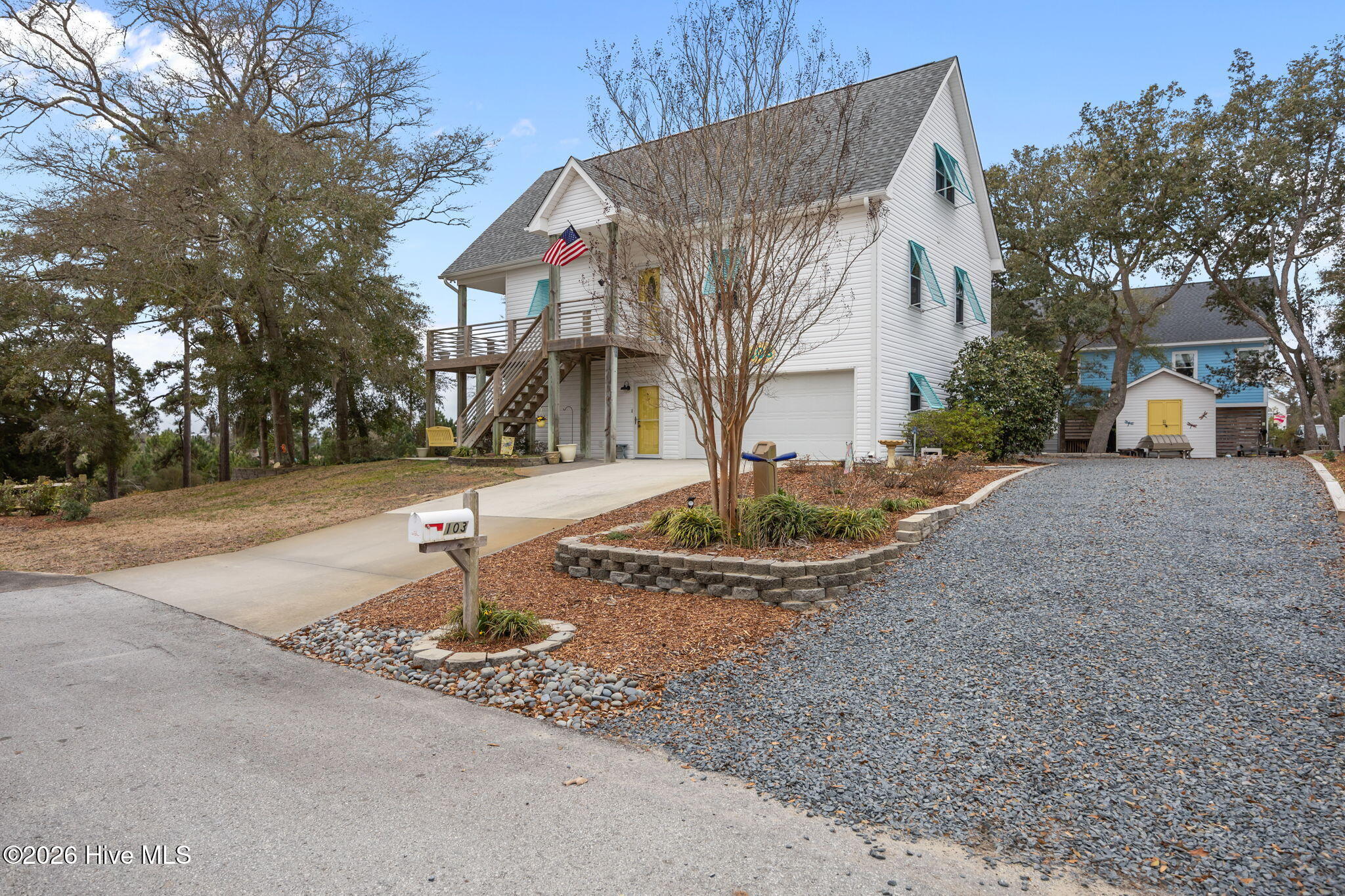 100558416 | Photo 42