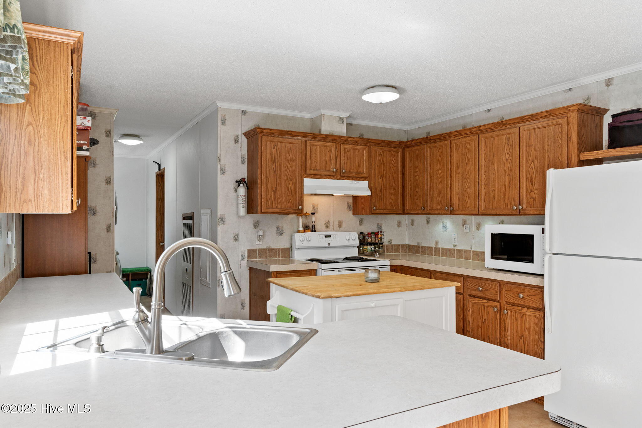 2188 Trout Avenue SW, Supply, NC 28462 – photo 11: 12-web-or-mls-CamMediaLLC.com (21 of 38)