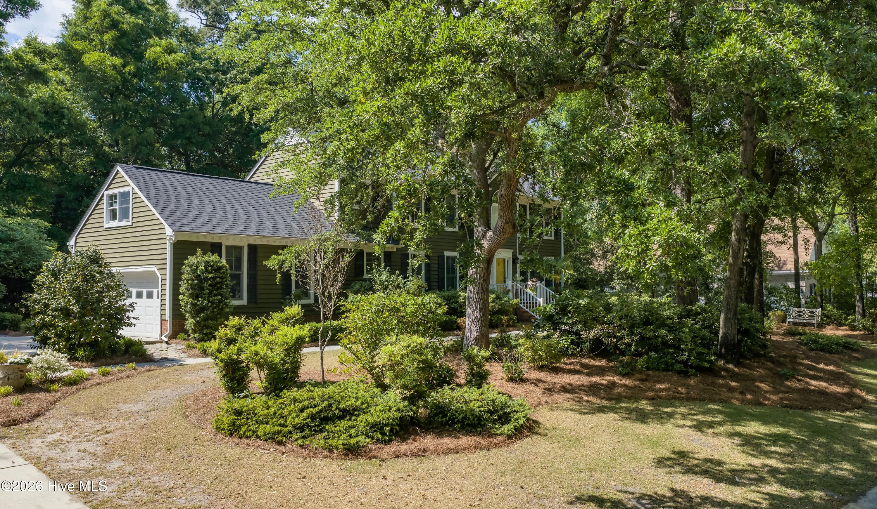 100569392 | Photo 49