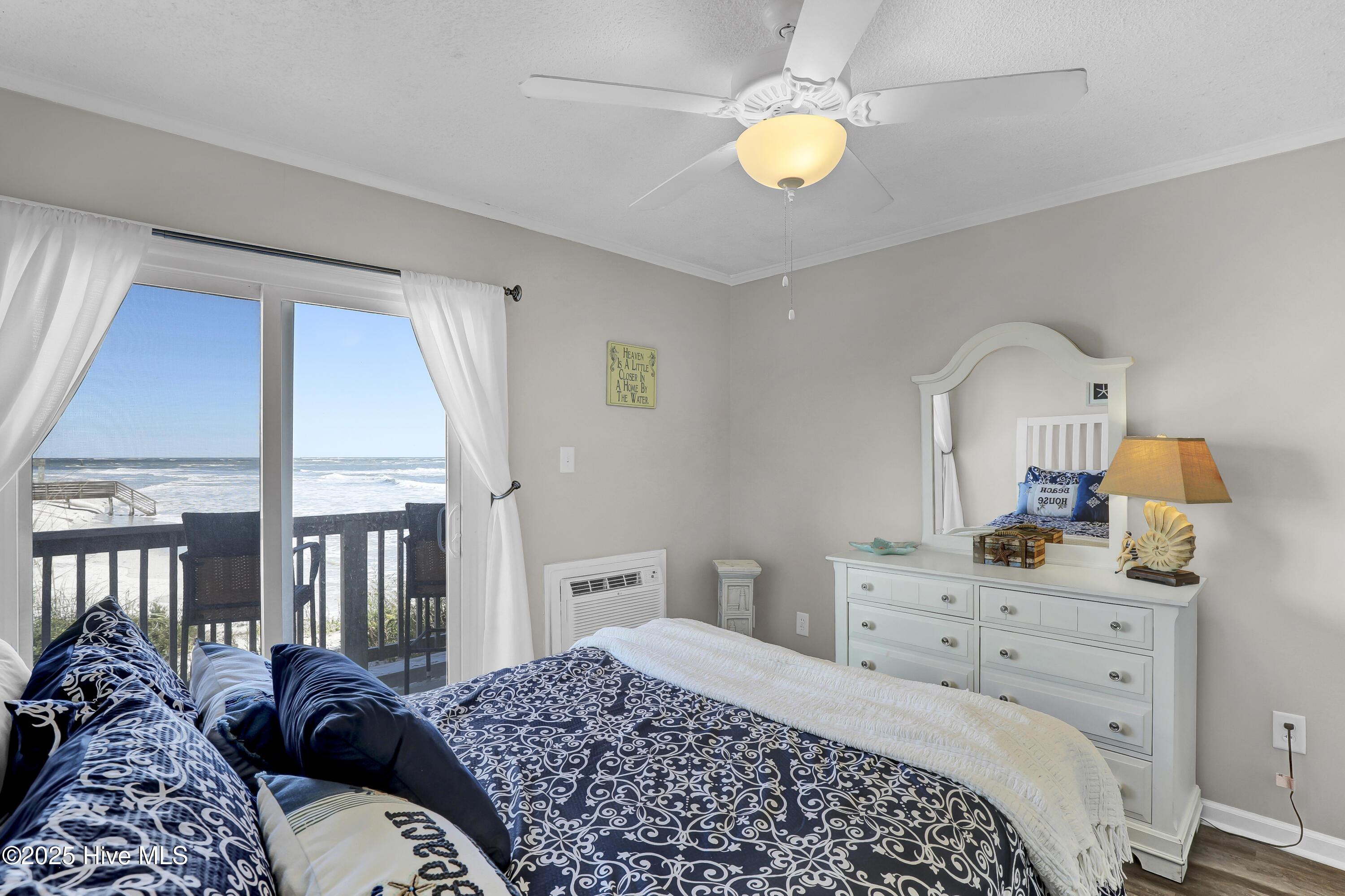 100539808 | Photo 15