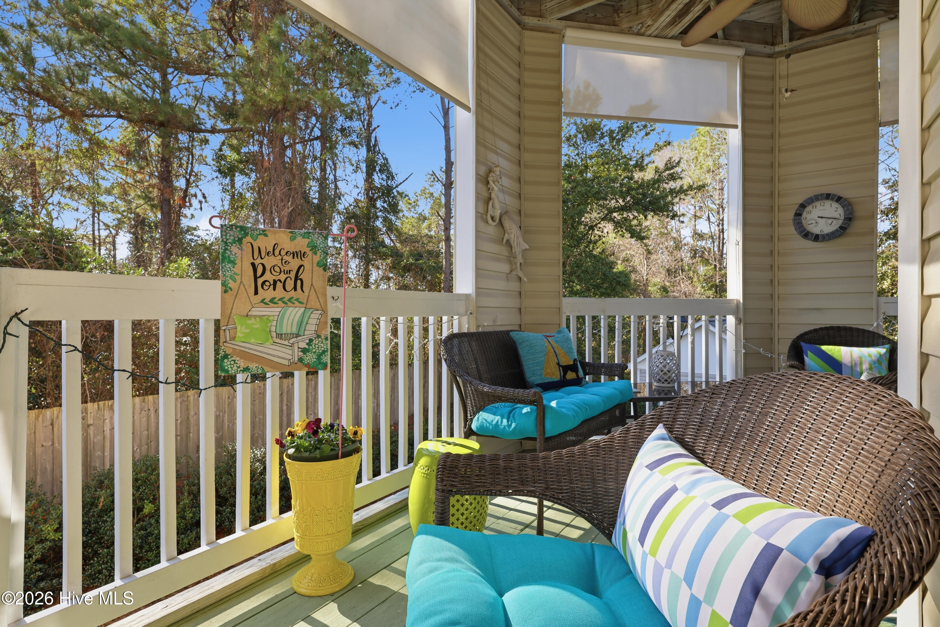 100557540 | Photo 35