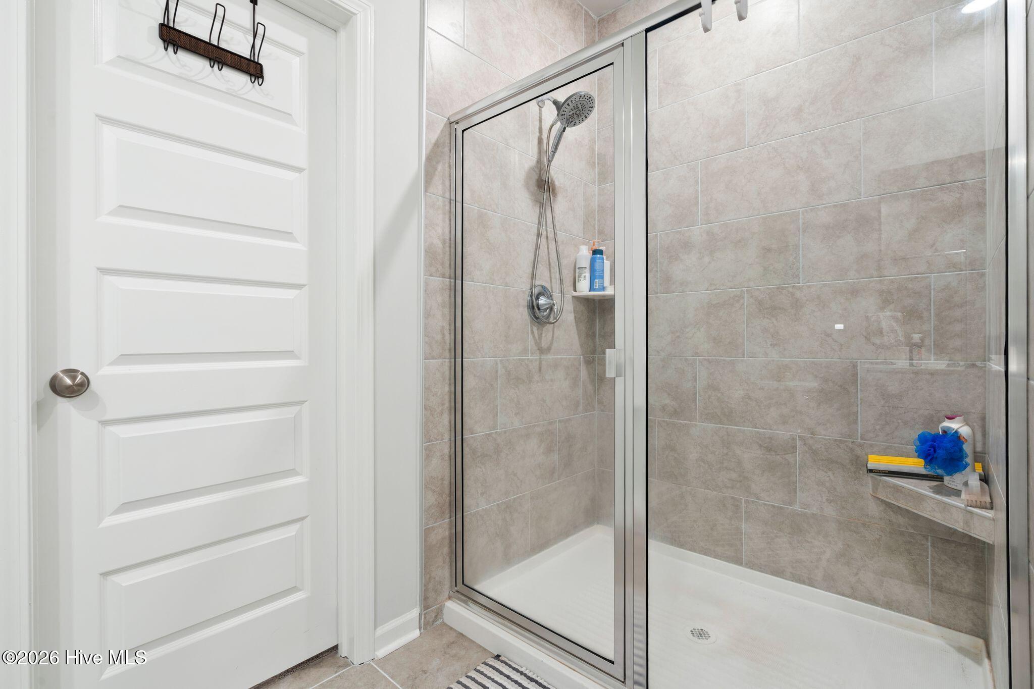 100550488 | Photo 22