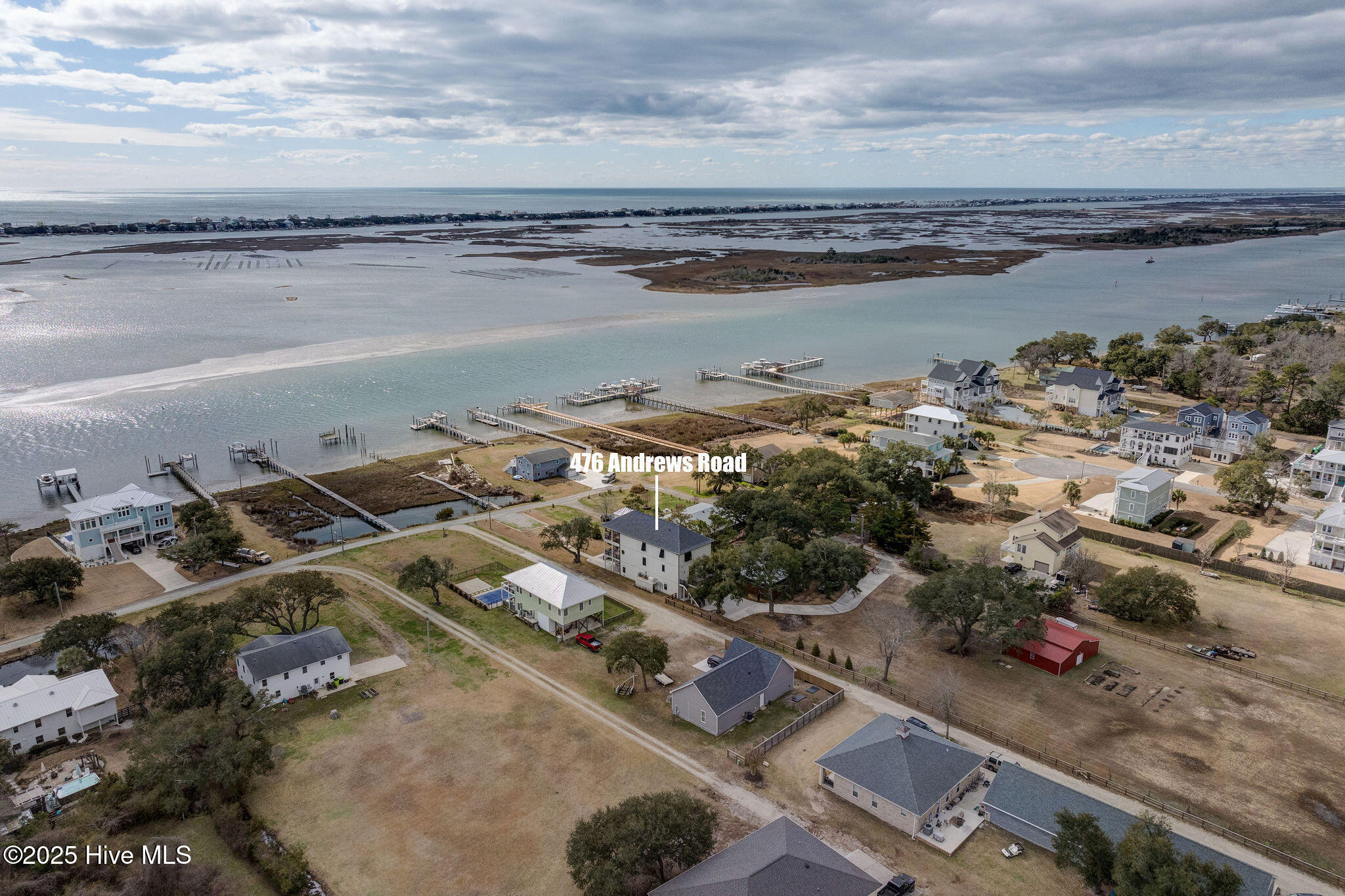 100493357 | Photo 90