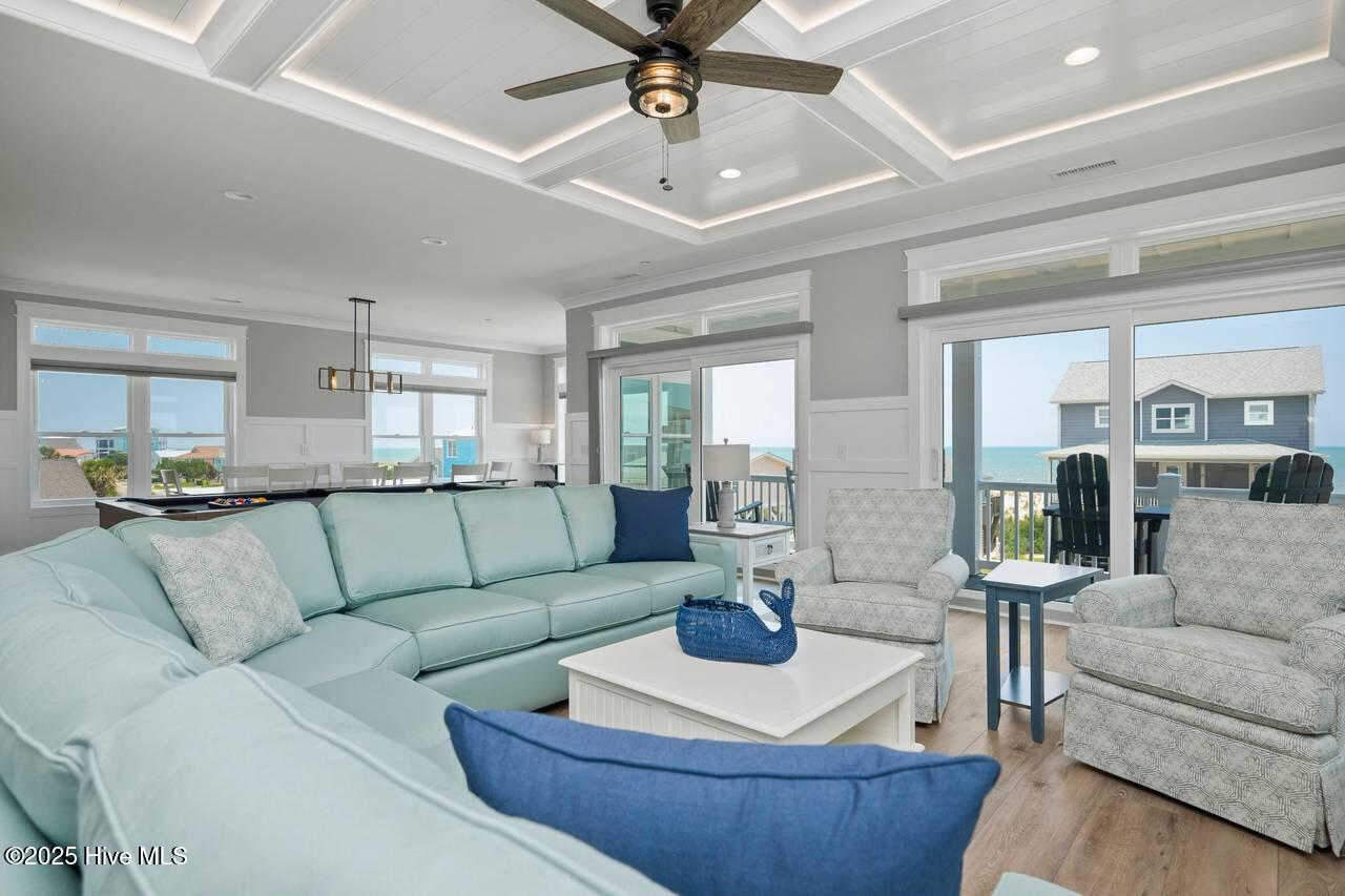 100527522 | Photo 10