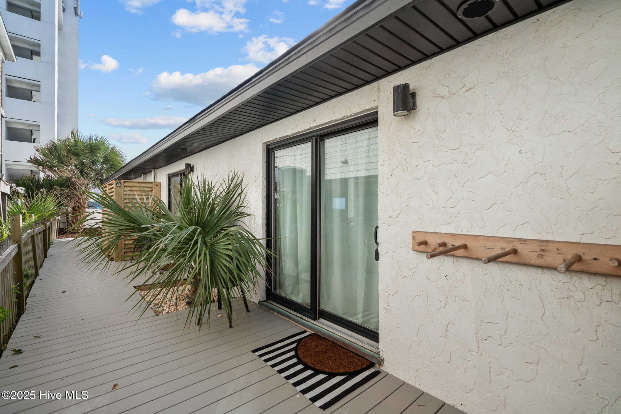 100534749 | Photo 32