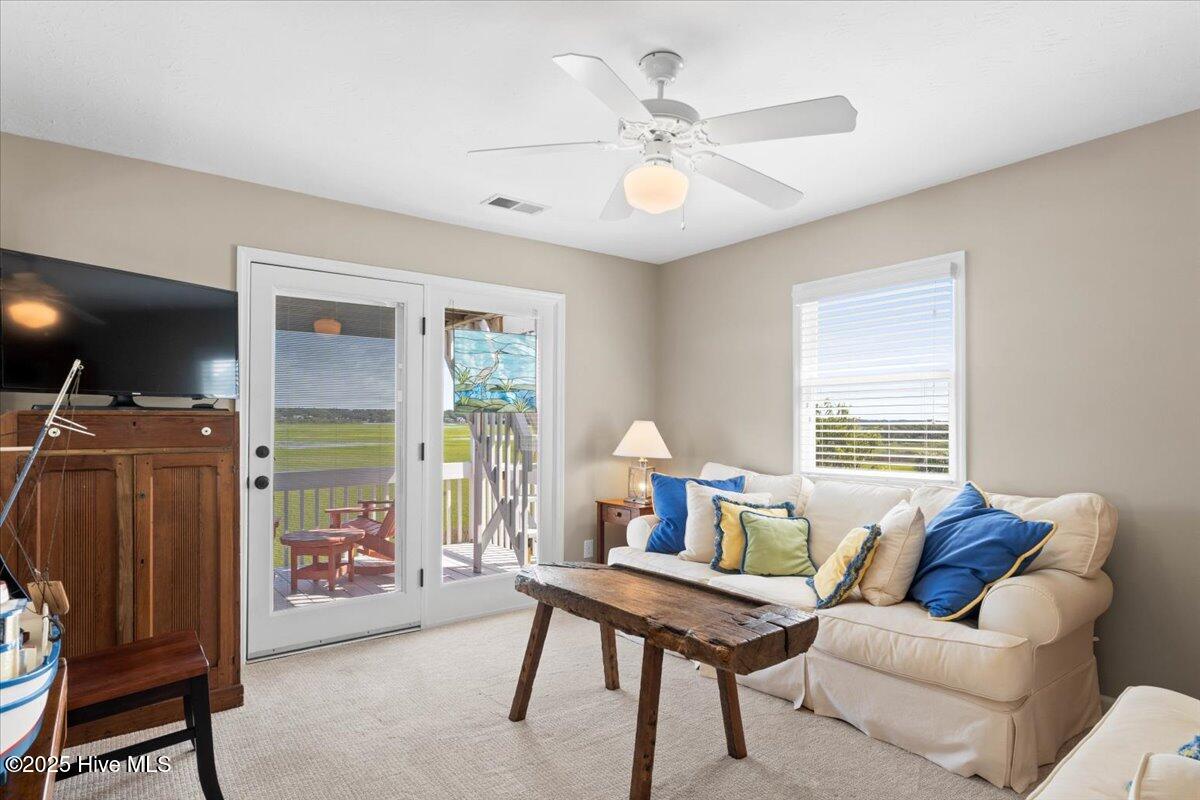 100548122 | Photo 31