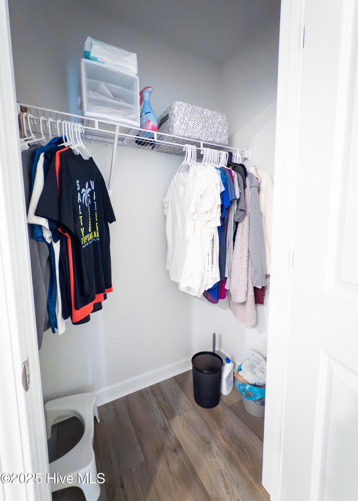 100543379 | Photo 29