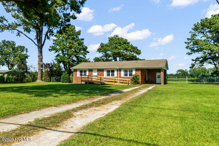 22367 Nc Highway 55,Oriental