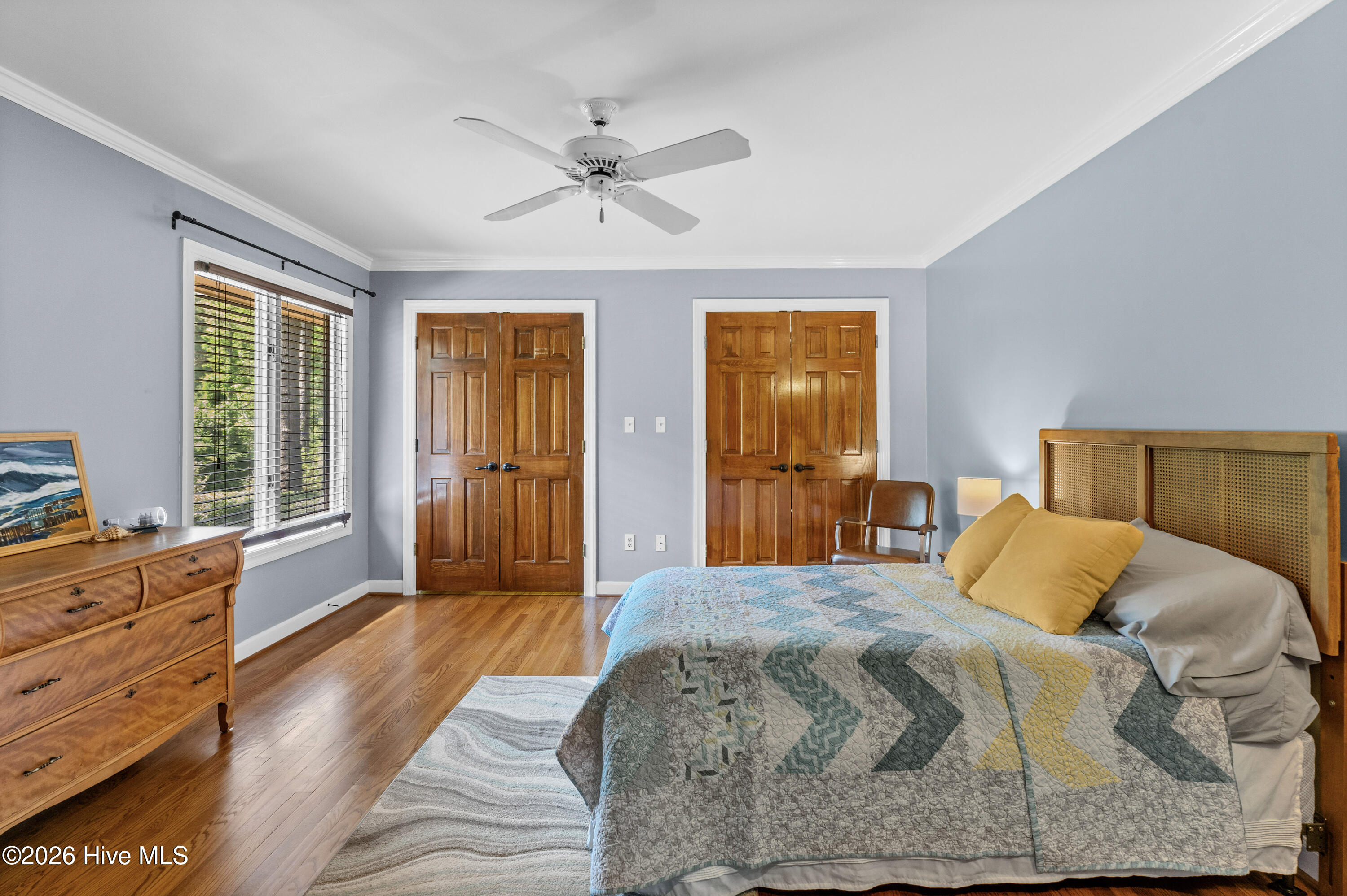 100569922 | Photo 33