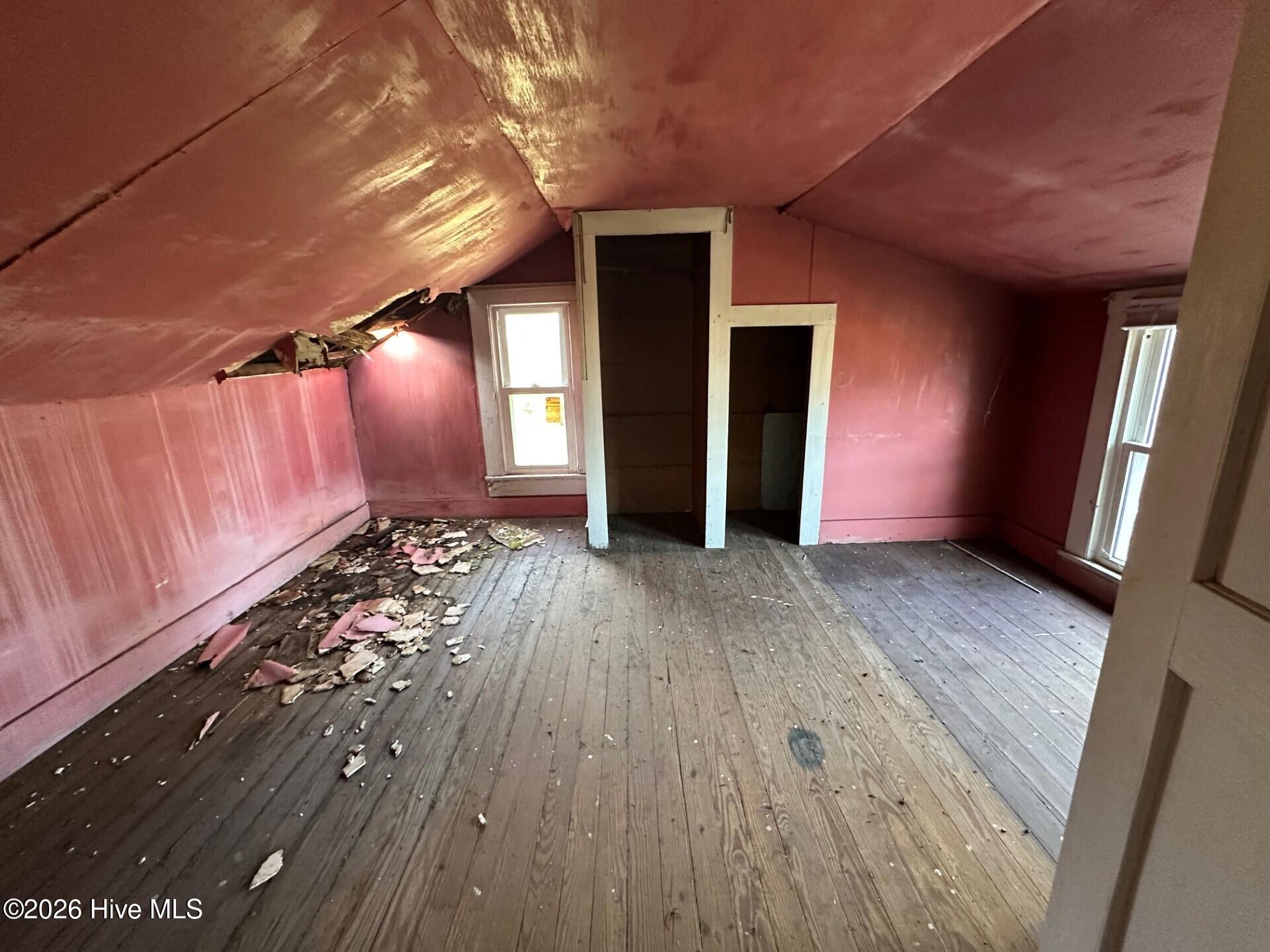 9fb35a96-4d36-4c8f-80f6-dd1f9552f6c5