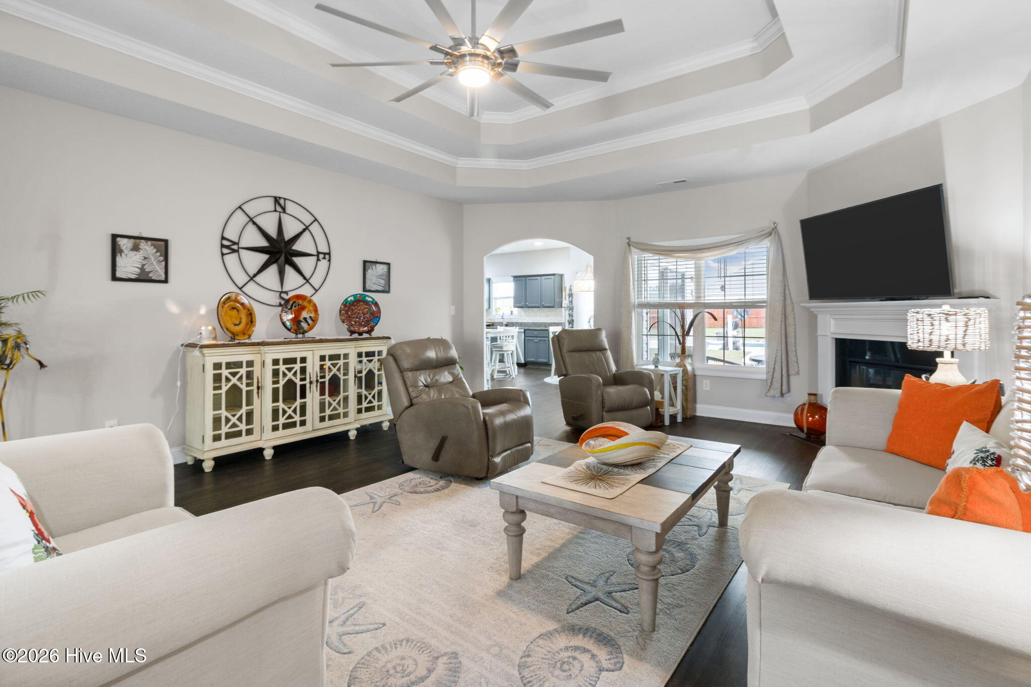 100560055 | Photo 11