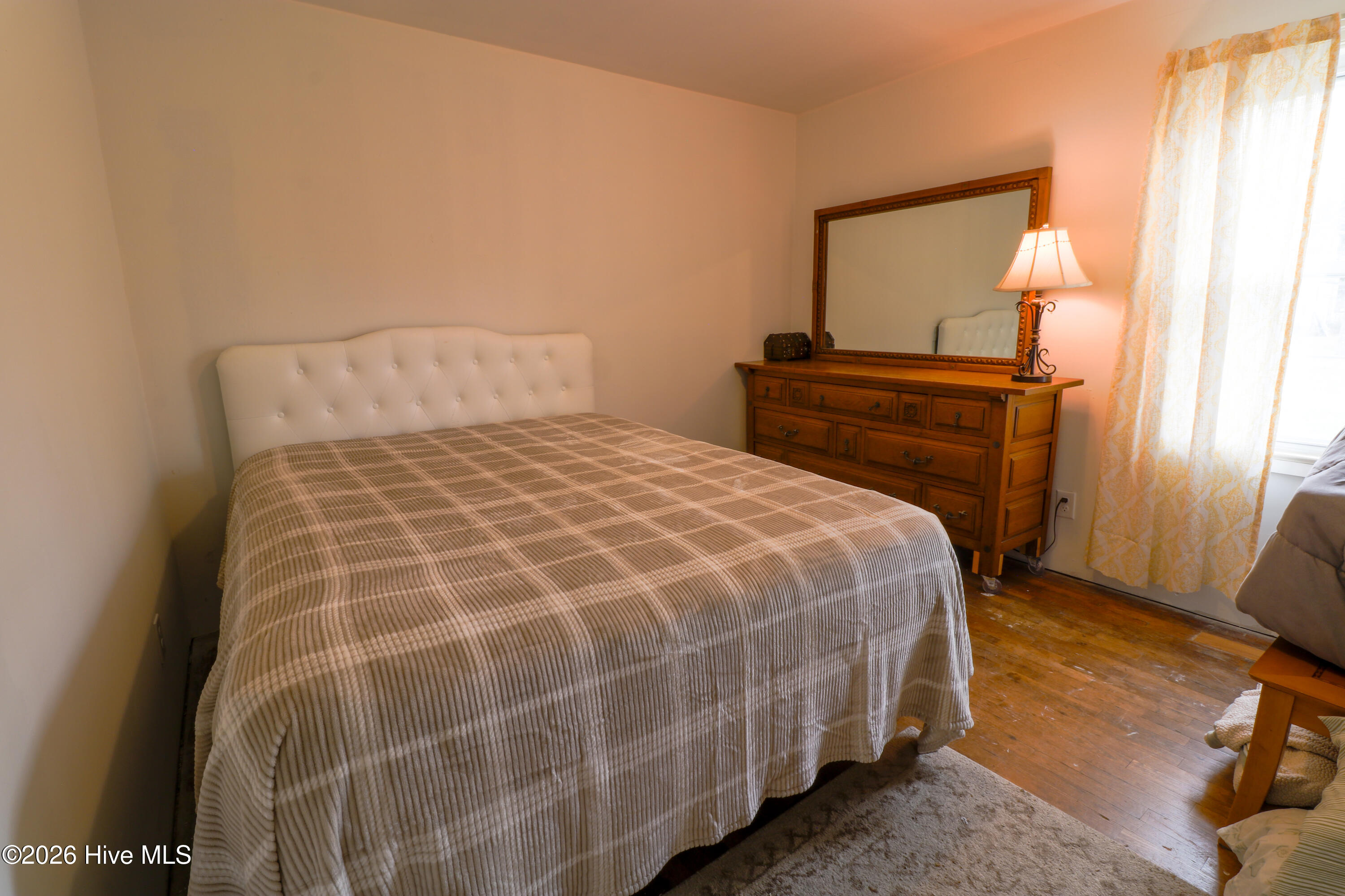 100546715 | Photo 11