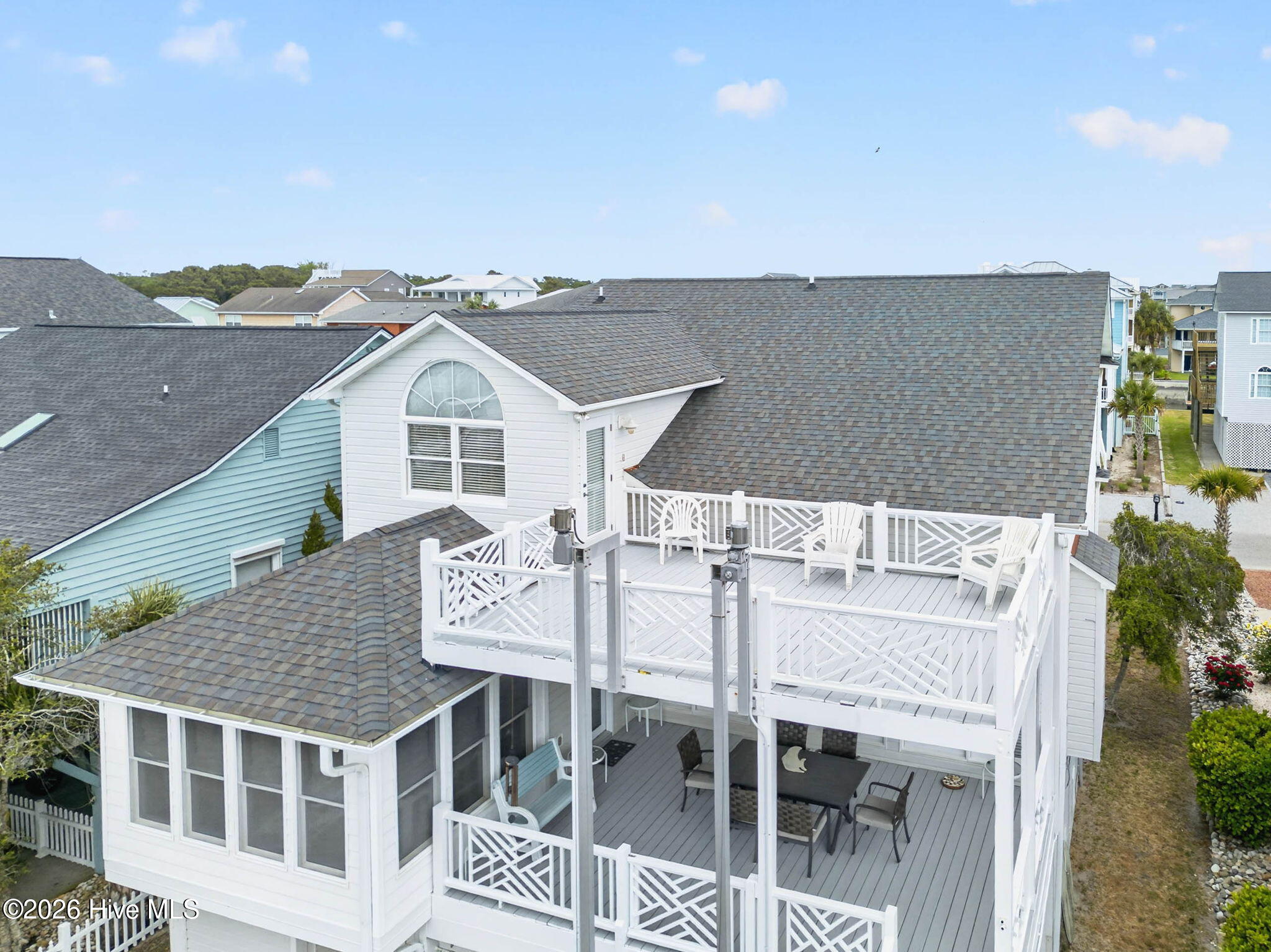 100570658 | Photo 66