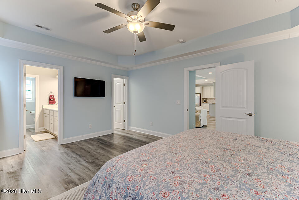 100559873 | Photo 15