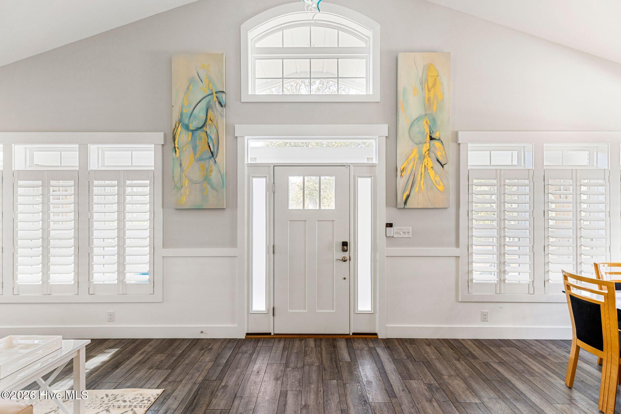 100551574 | Photo 10