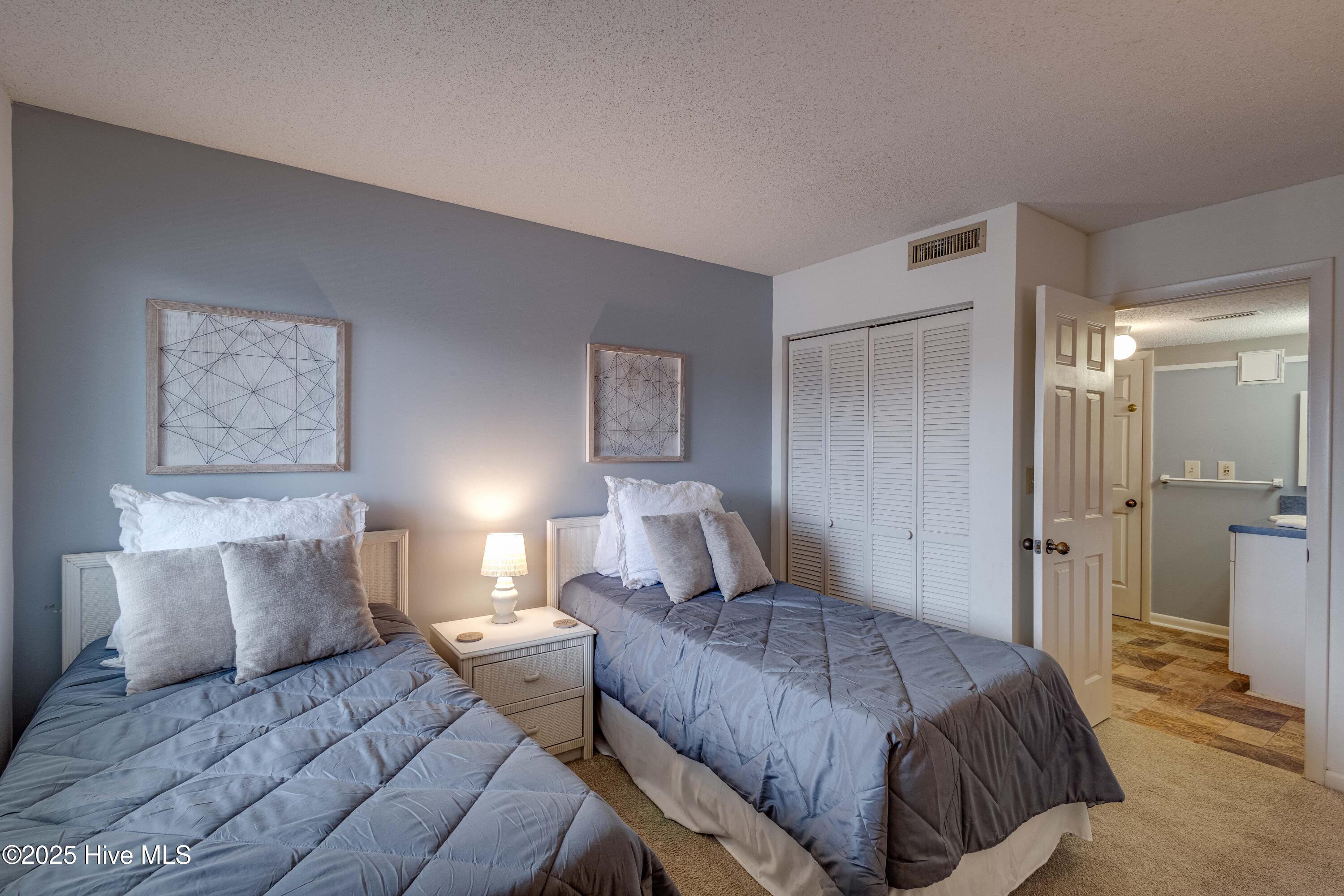 100494950 | Photo 21