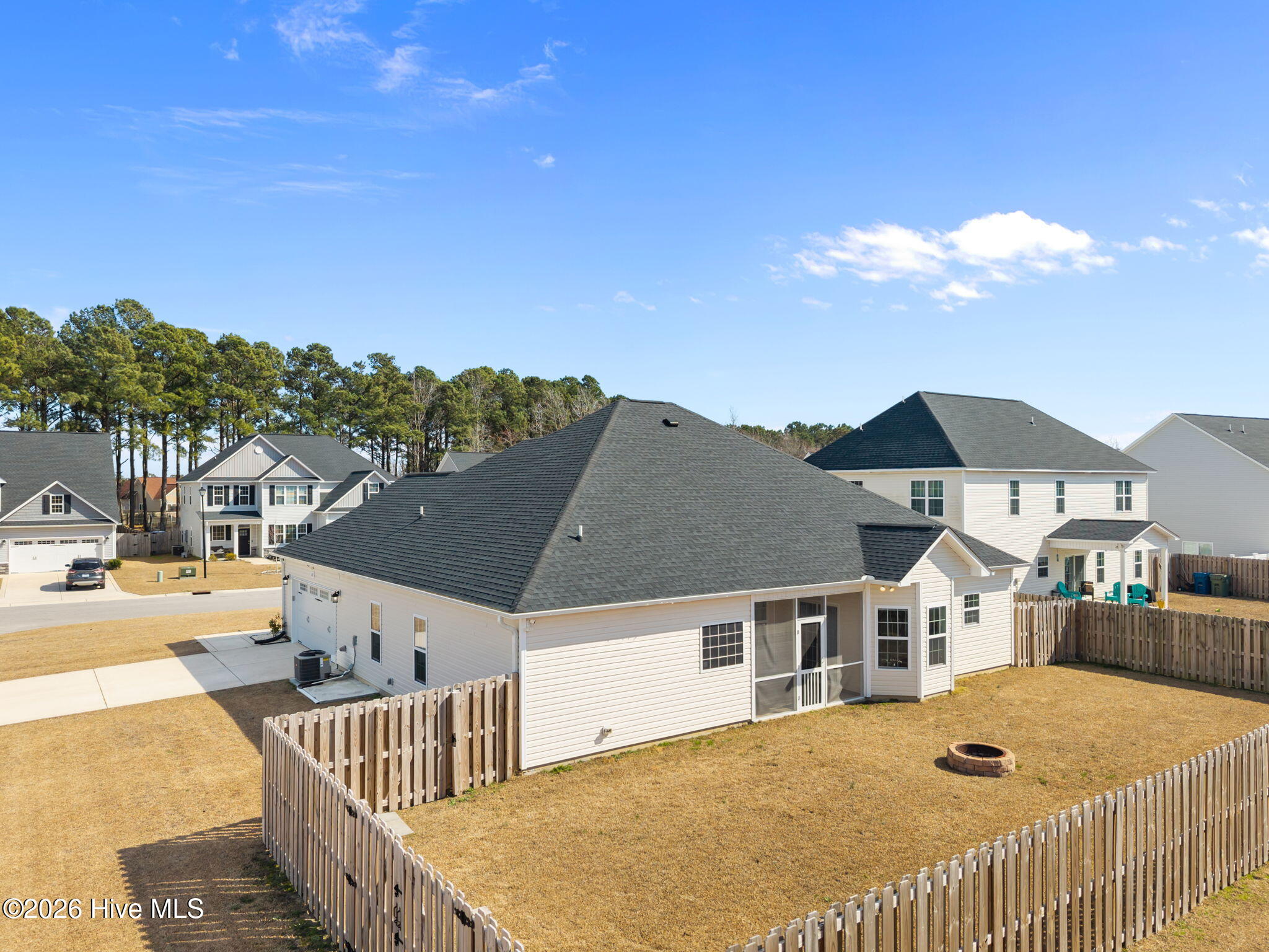 100556491 | Photo 43