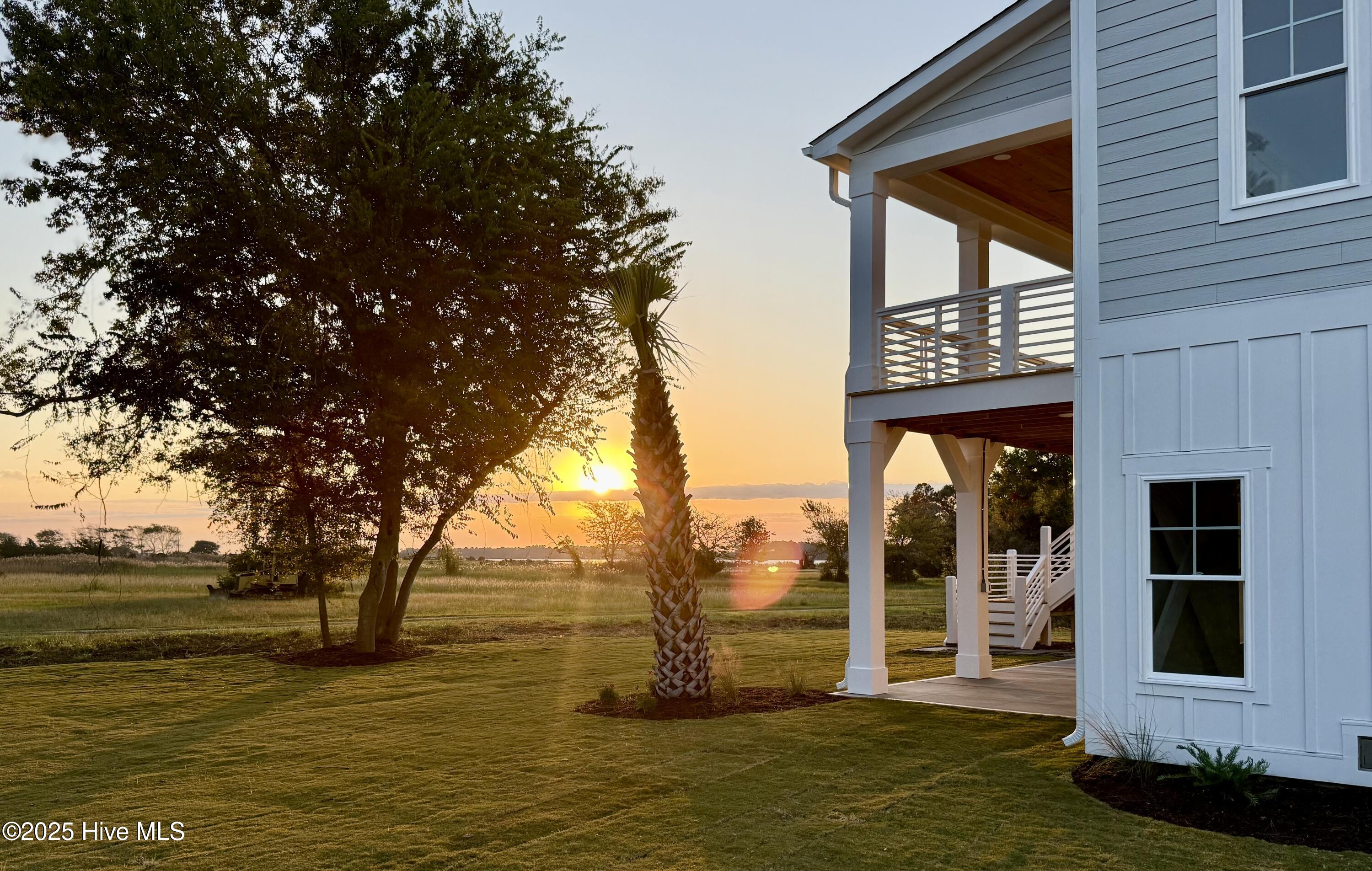 100537376 | Photo 58