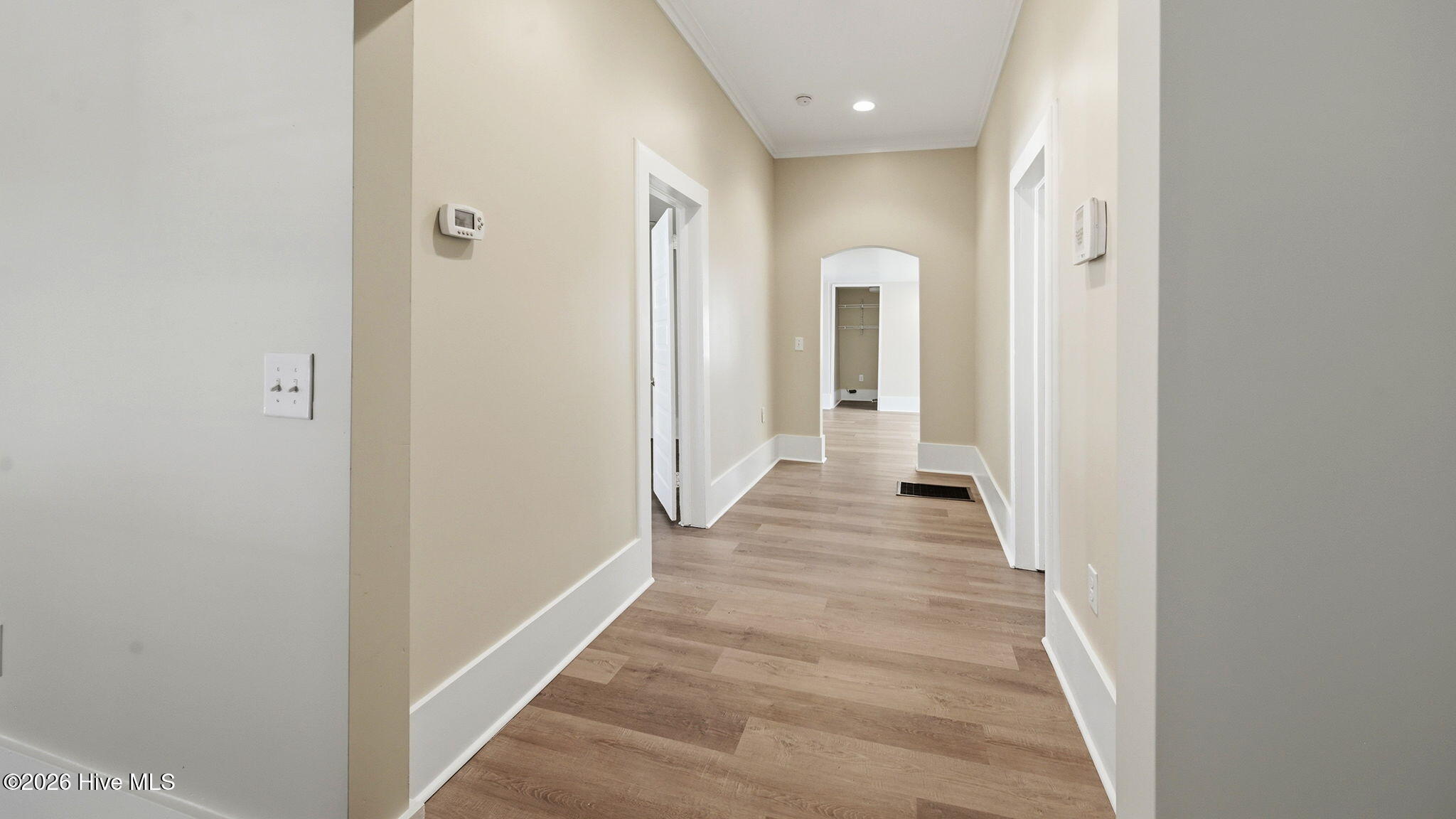 17-web-or-mls-465 Third St-17