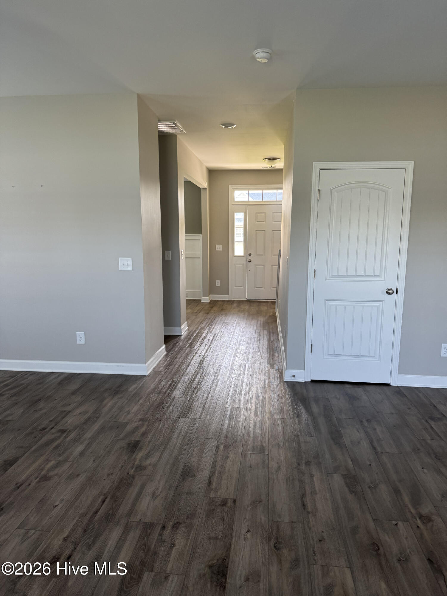 100561884 | Photo 13