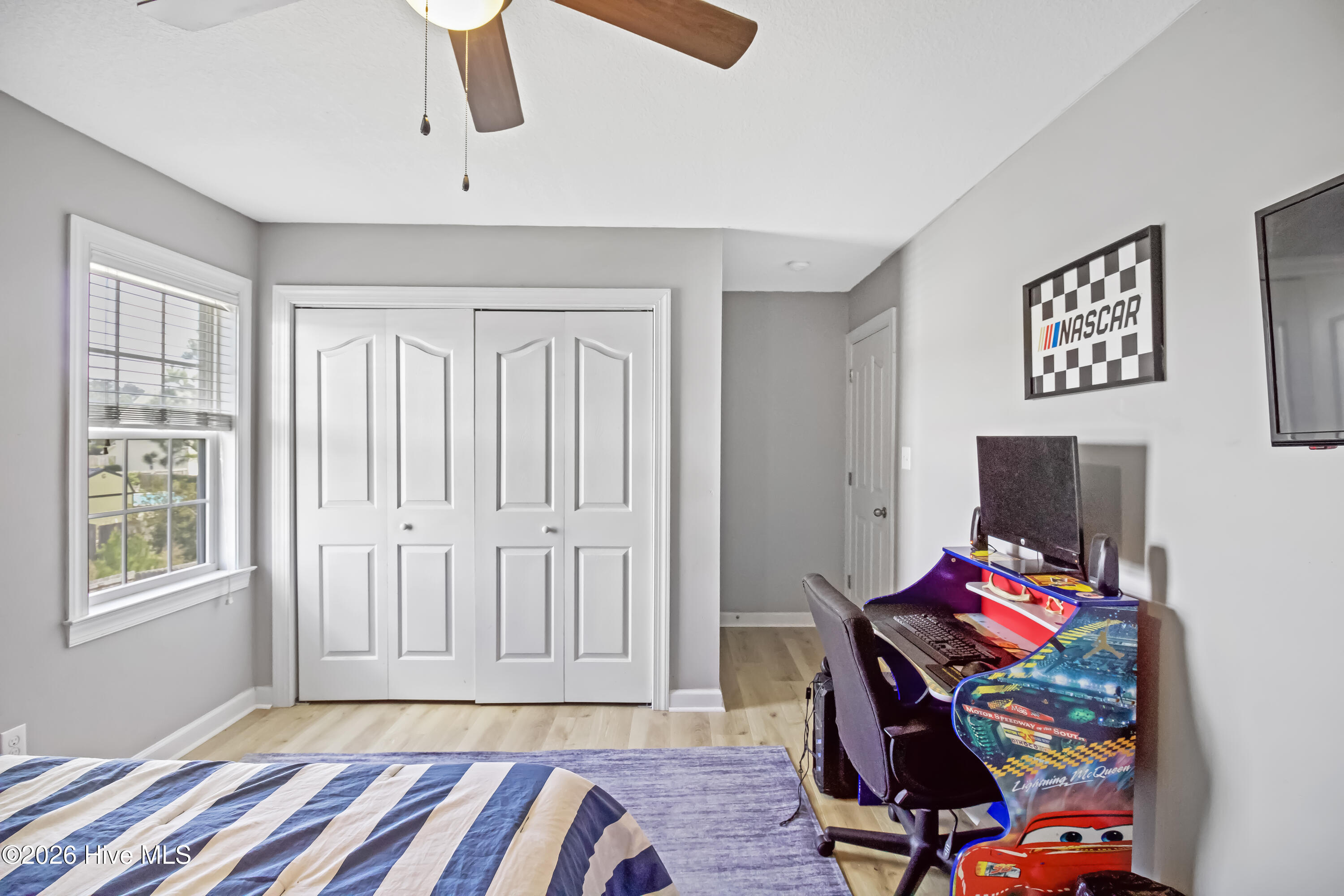 100561331 | Photo 23