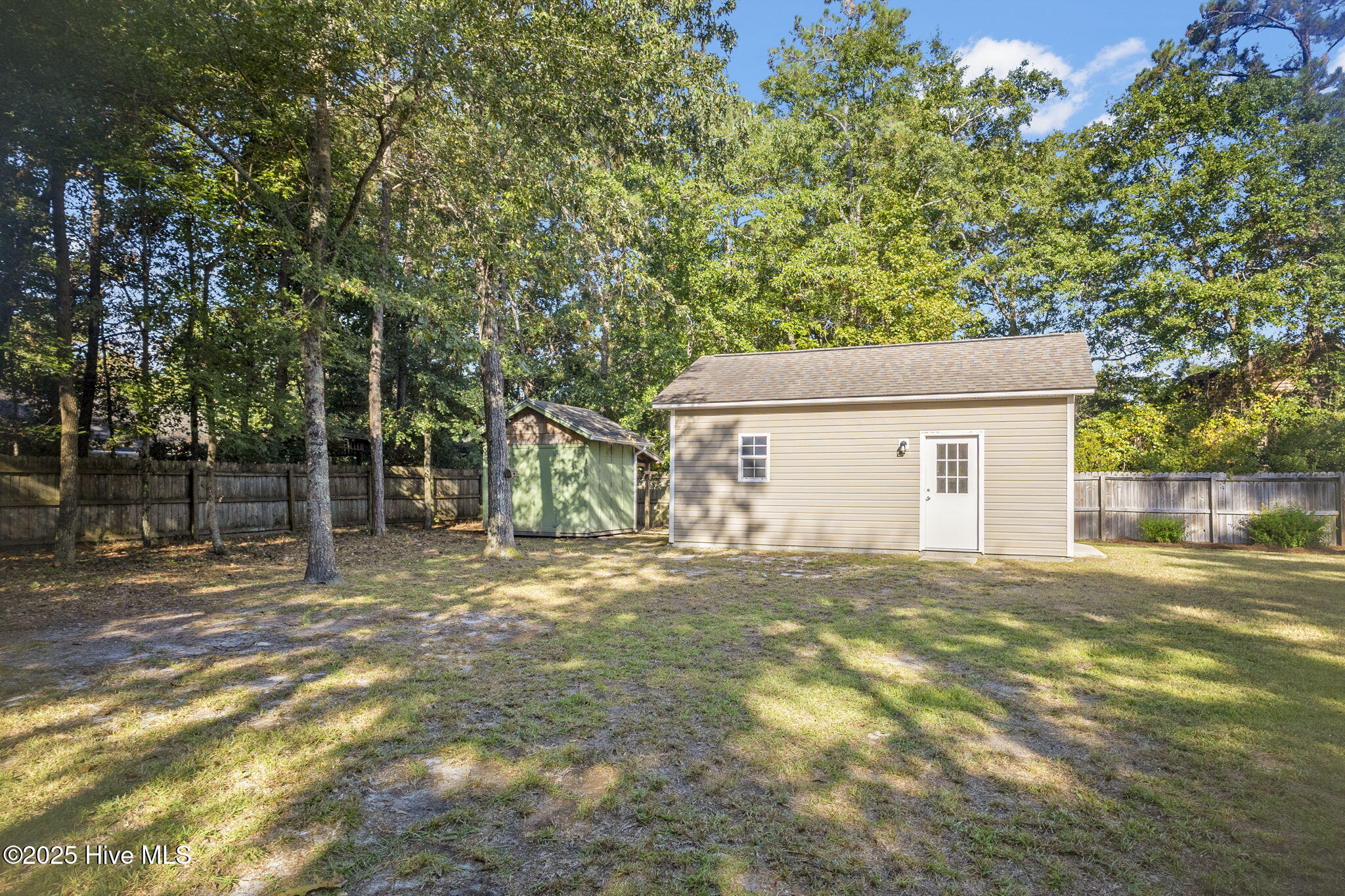 100533353 | Photo 31