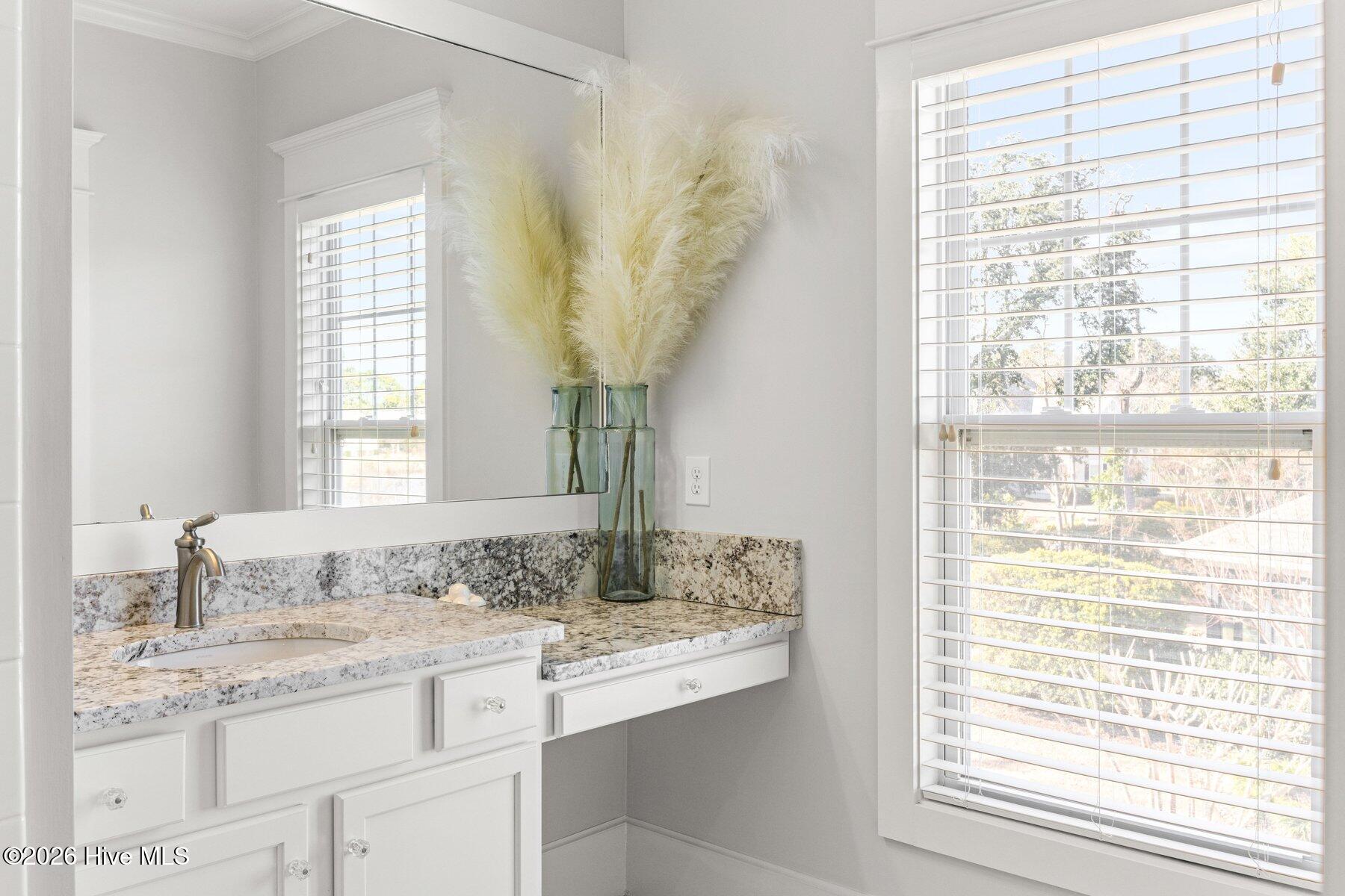 100550538 | Photo 45