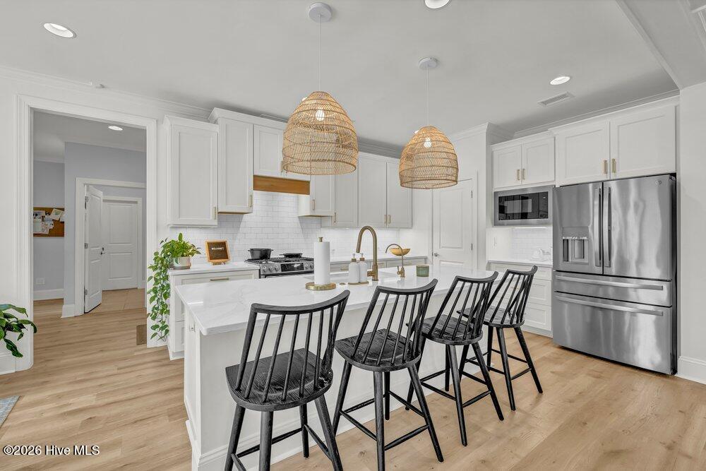 100555857 | Photo 10