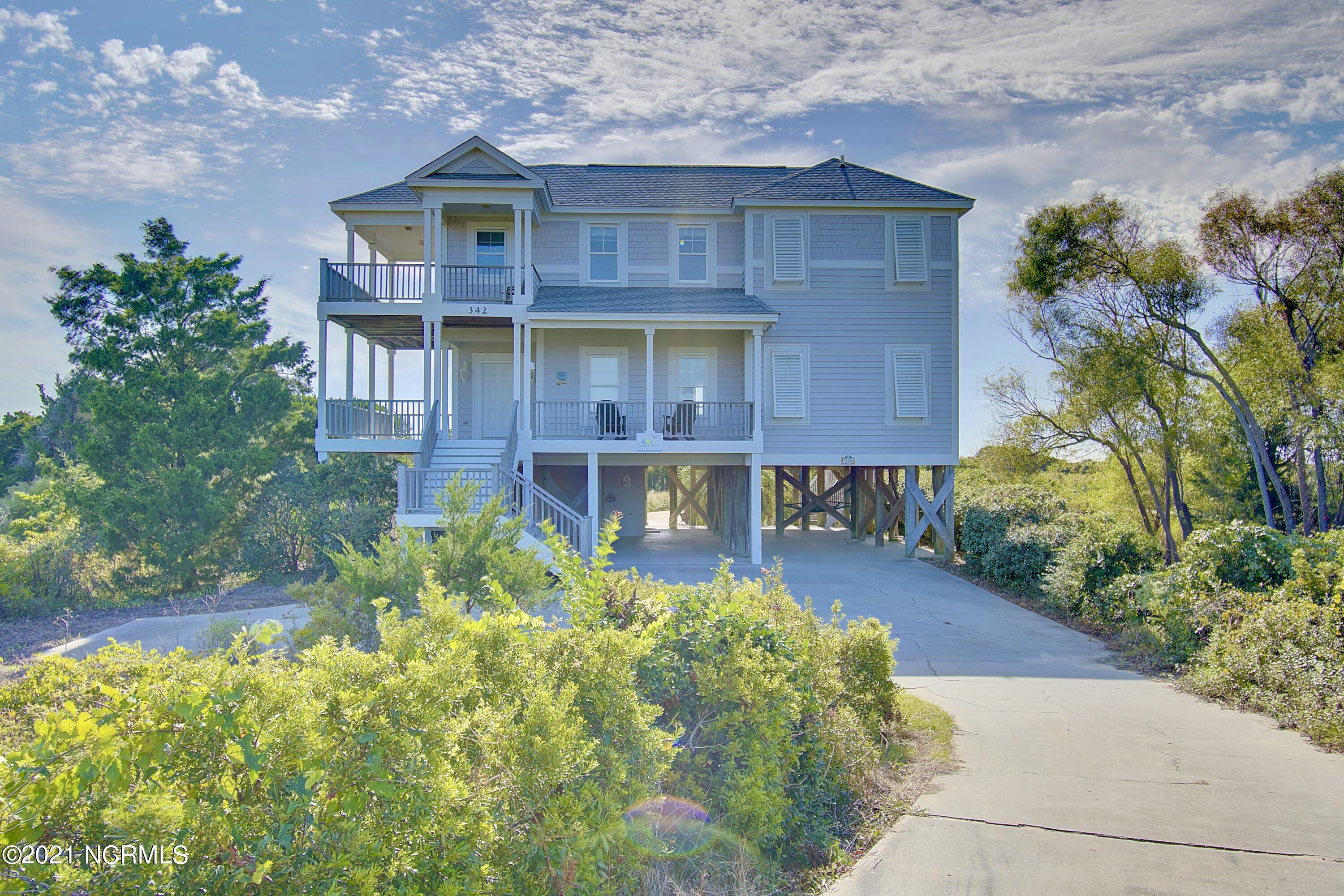 100536702 | Photo 23