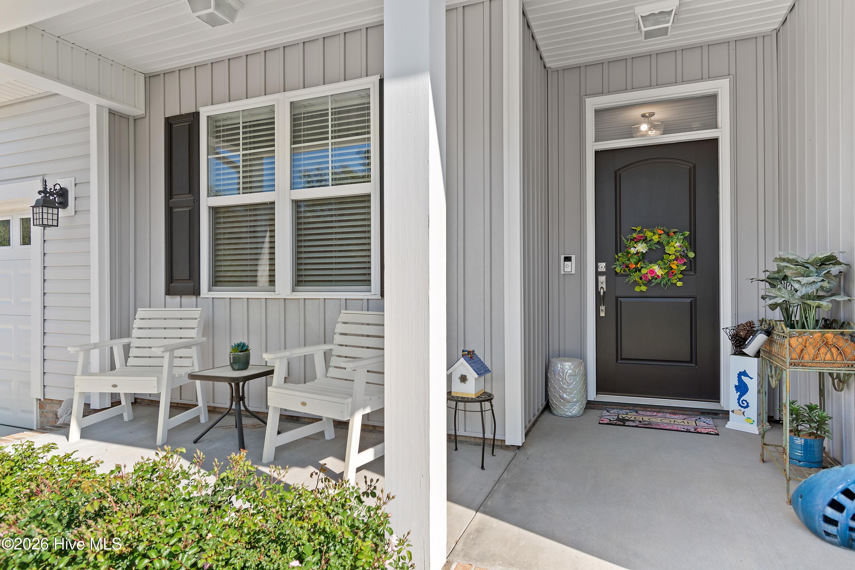 100568051 | Photo 44