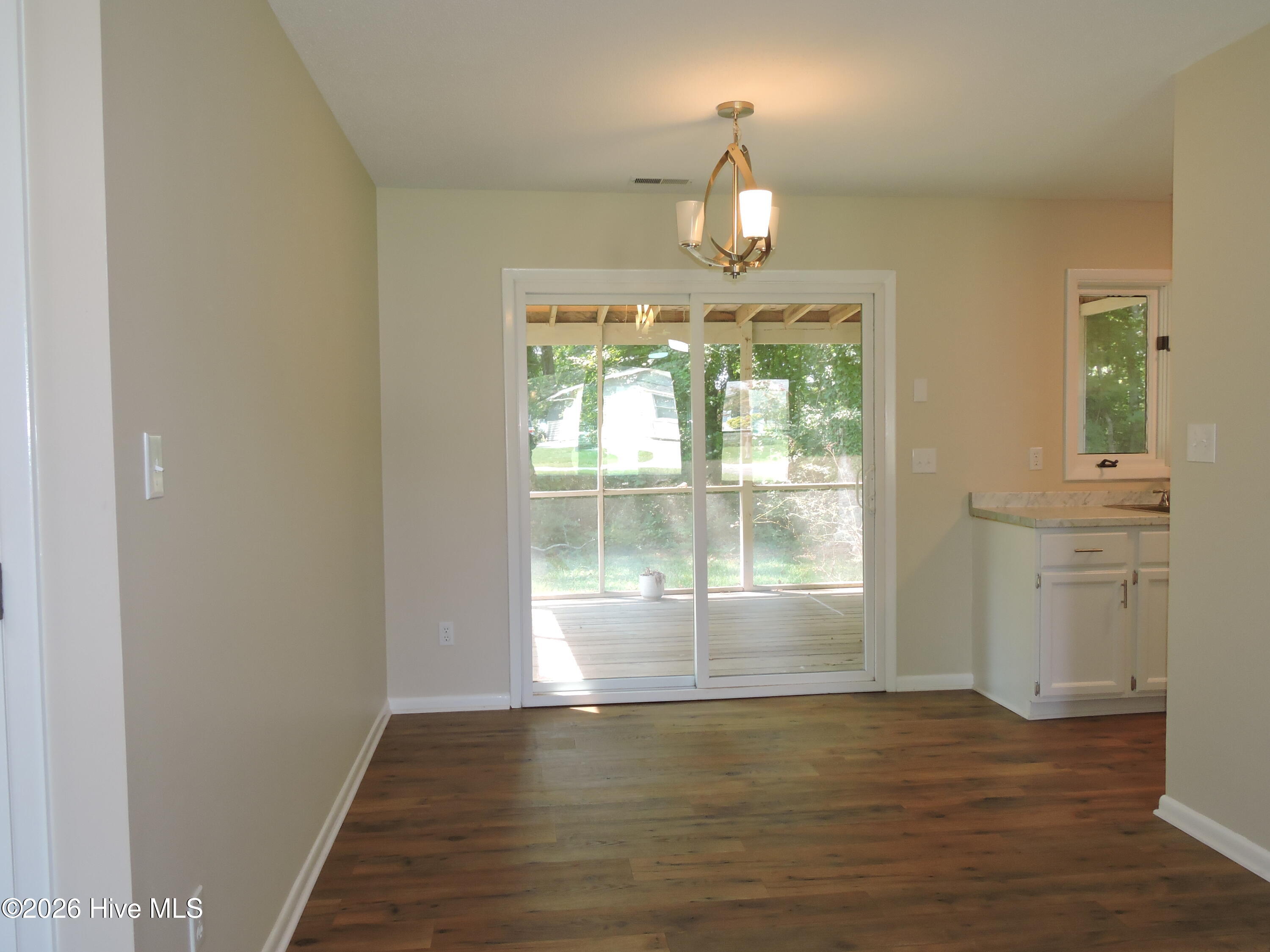 3211 Old Gate Road,Morehead City
