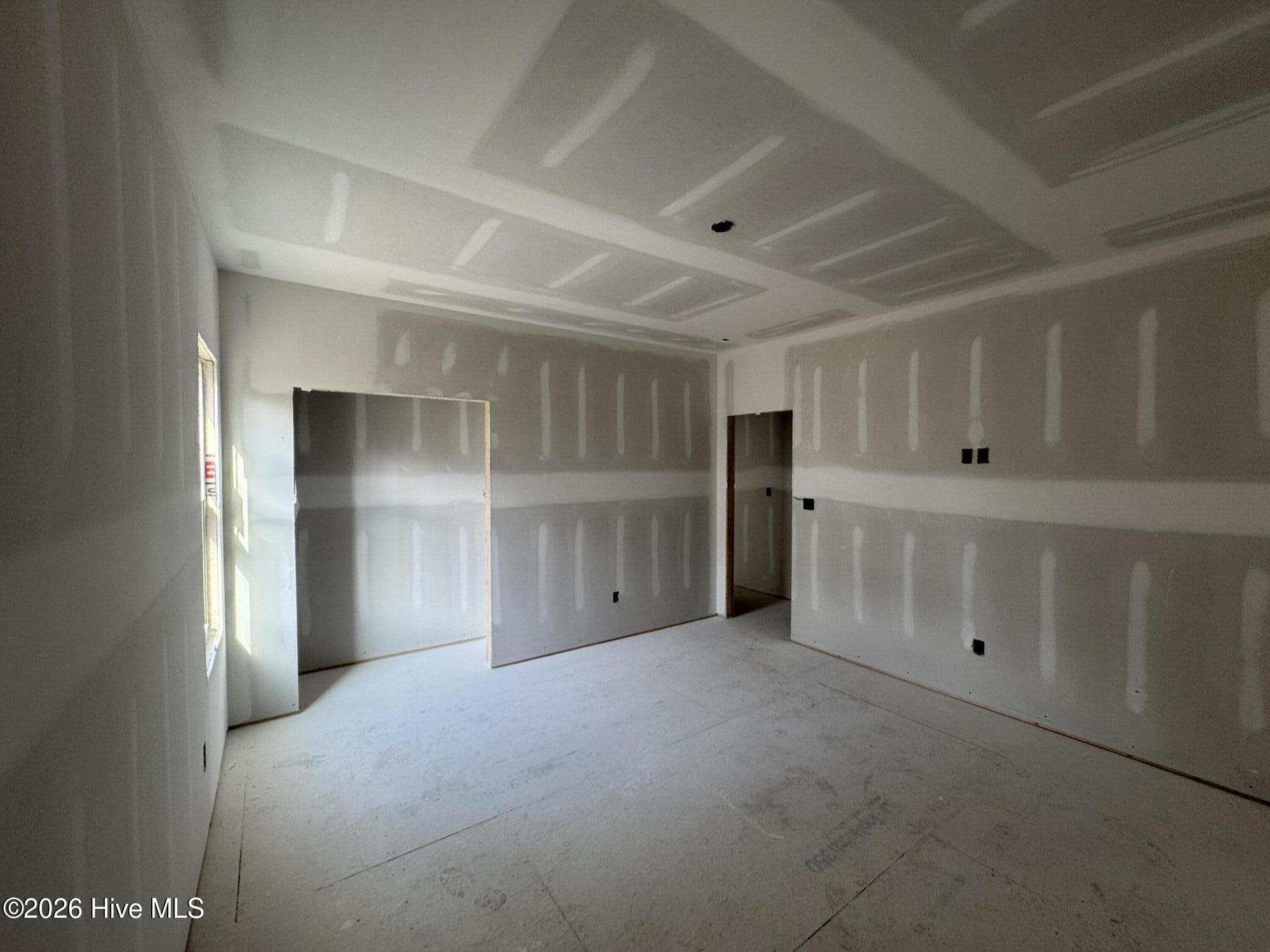 100546114 | Photo 12