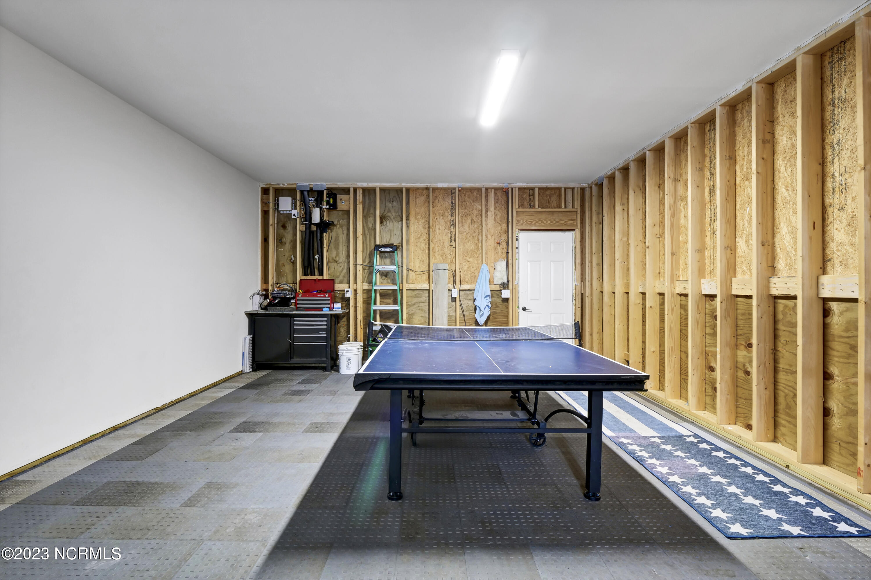 100526222 | Photo 26