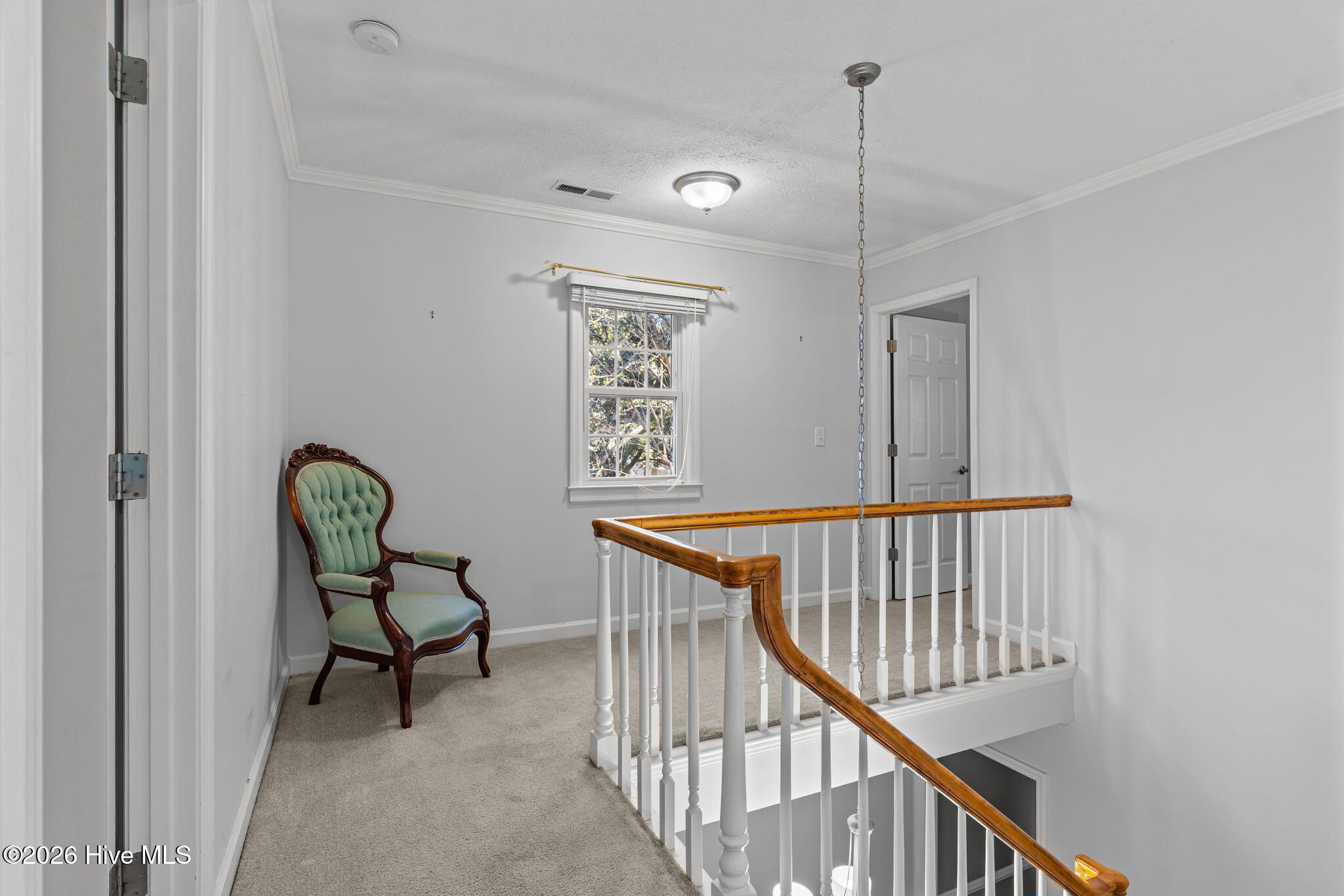 100550743 | Photo 47