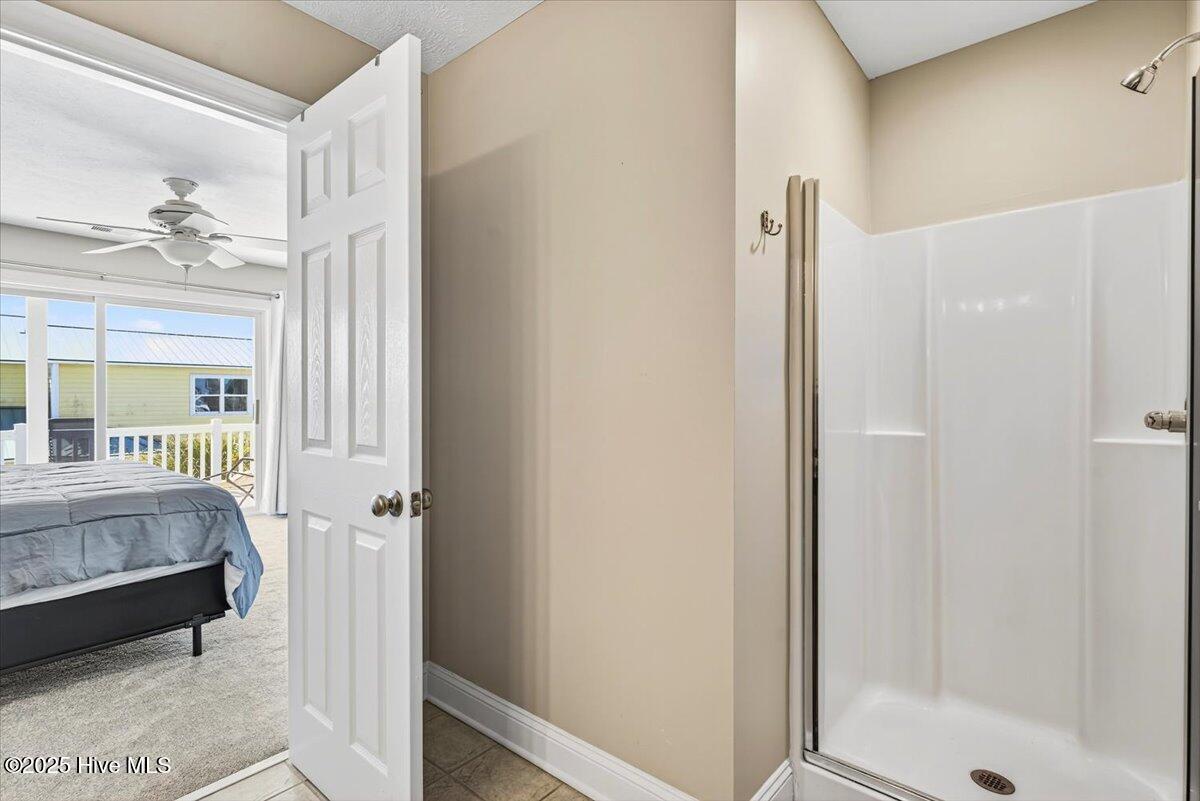 100529762 | Photo 26