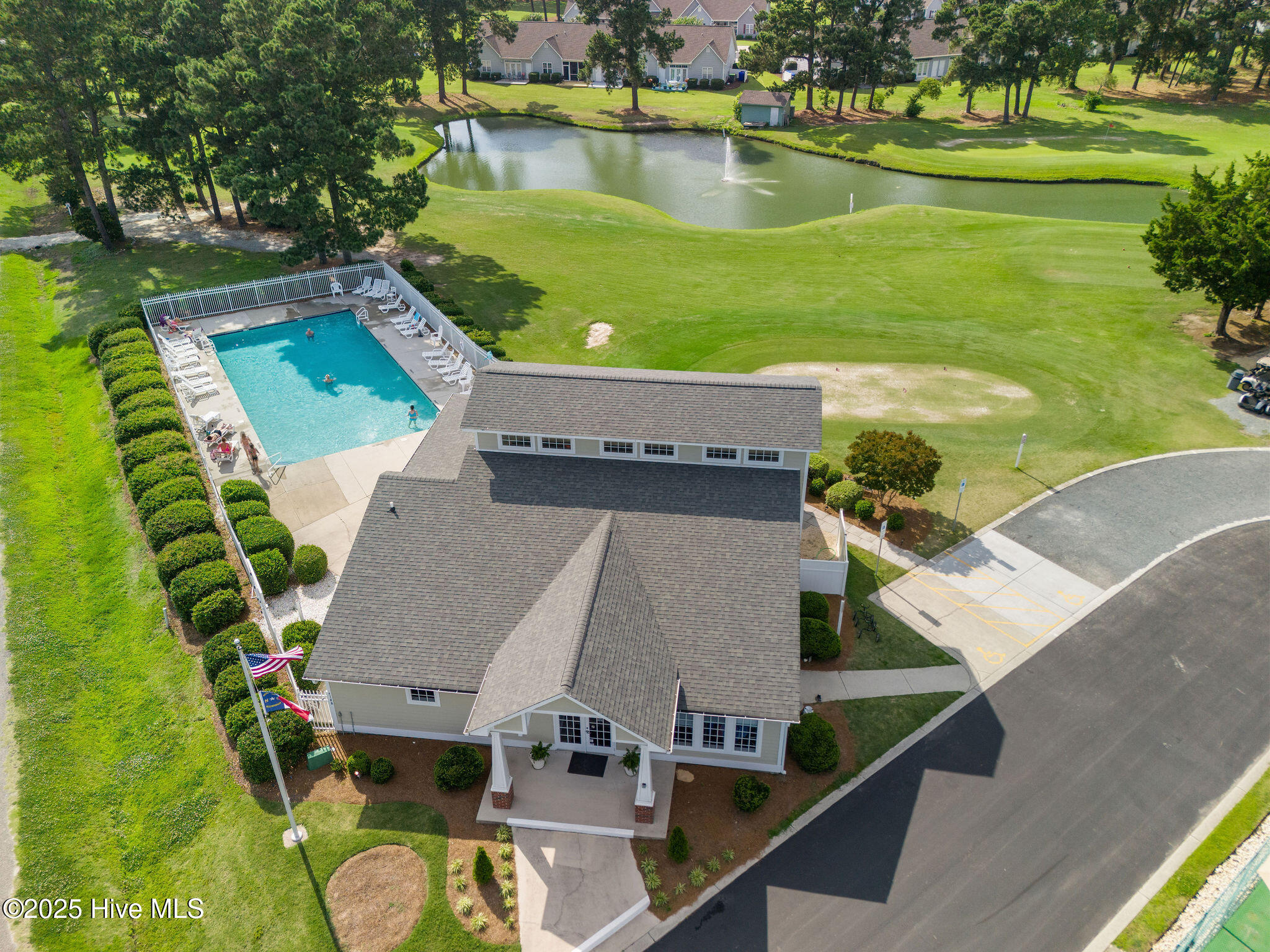 100513601 | Photo 48