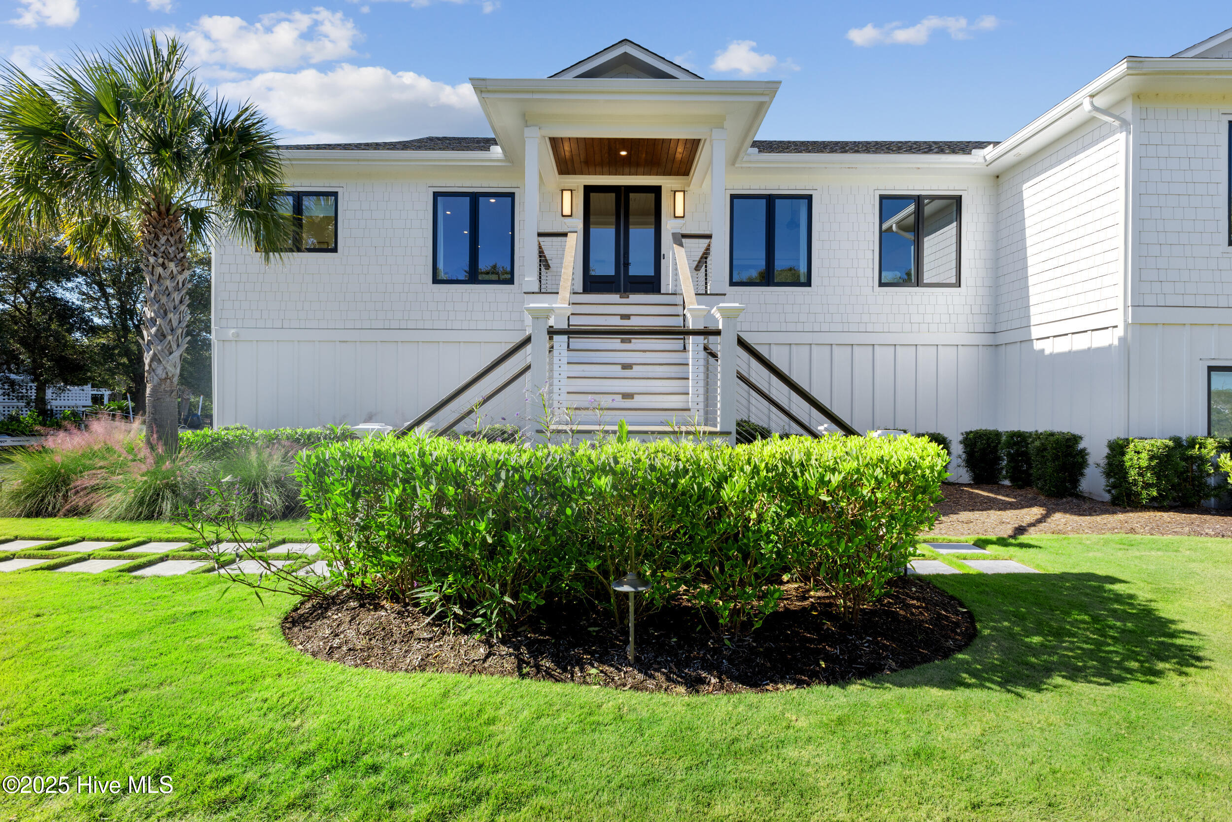 100541015 | Photo 68