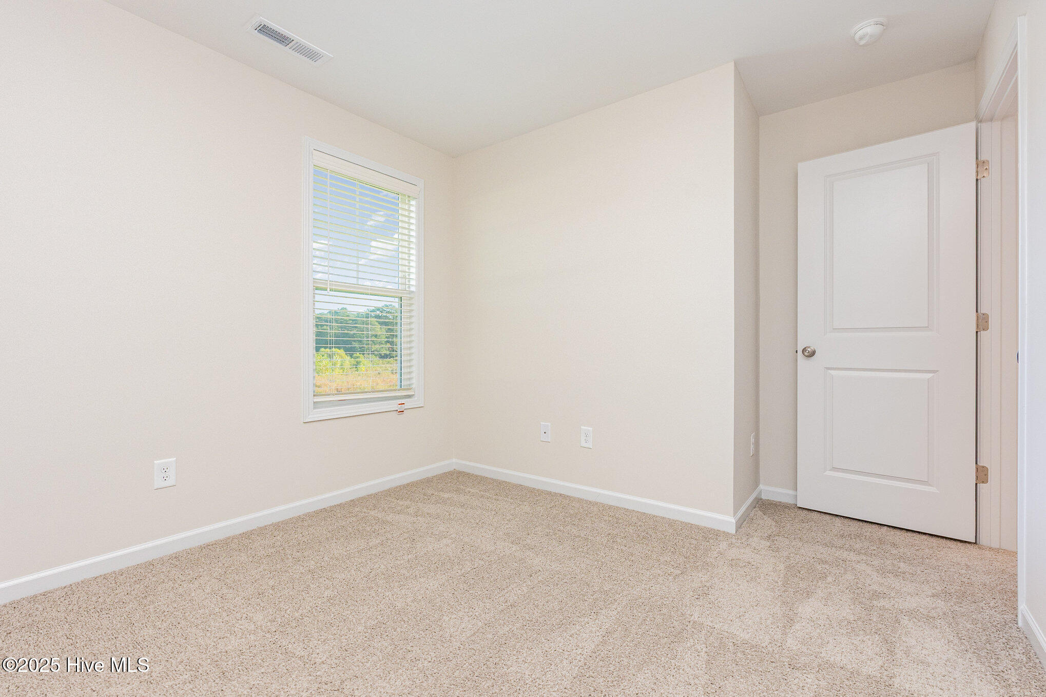 82 W Emily Gardens Drive, Selma, NC, 27576