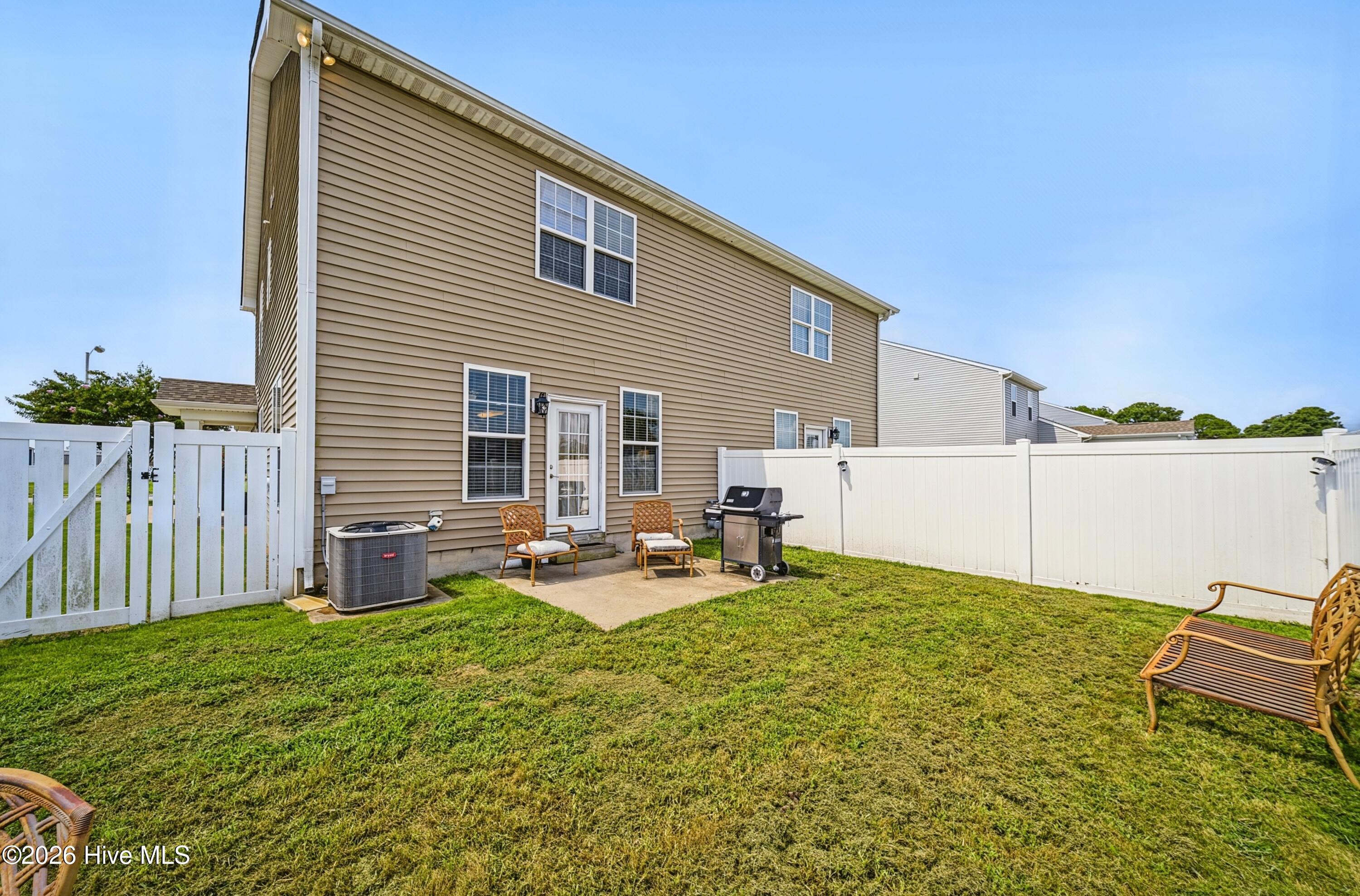 Exterior photo of 202 Spinnaker Street Unit B, Elizabeth City, NC 27909. MLS: 100597571