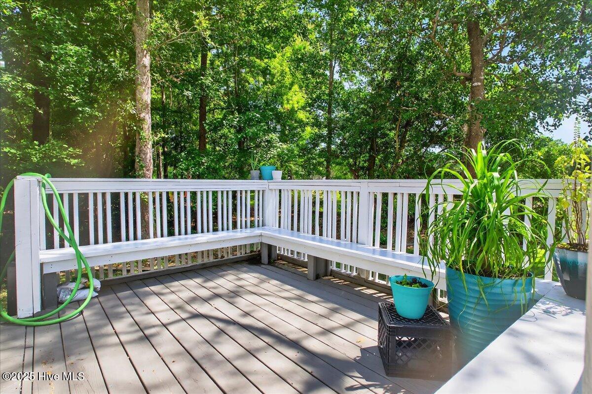 100523832 | Photo 82