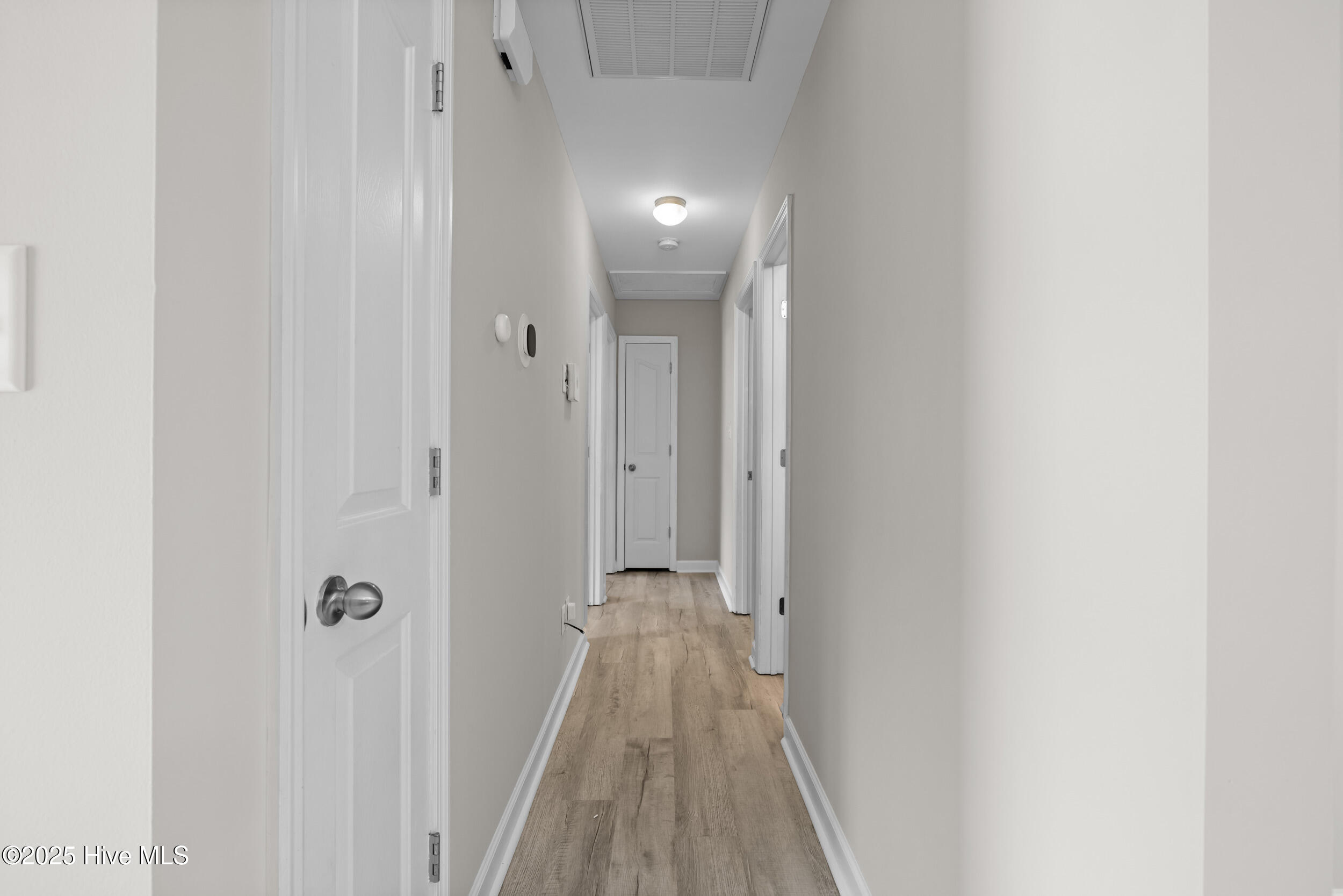 100568502 | Photo 17