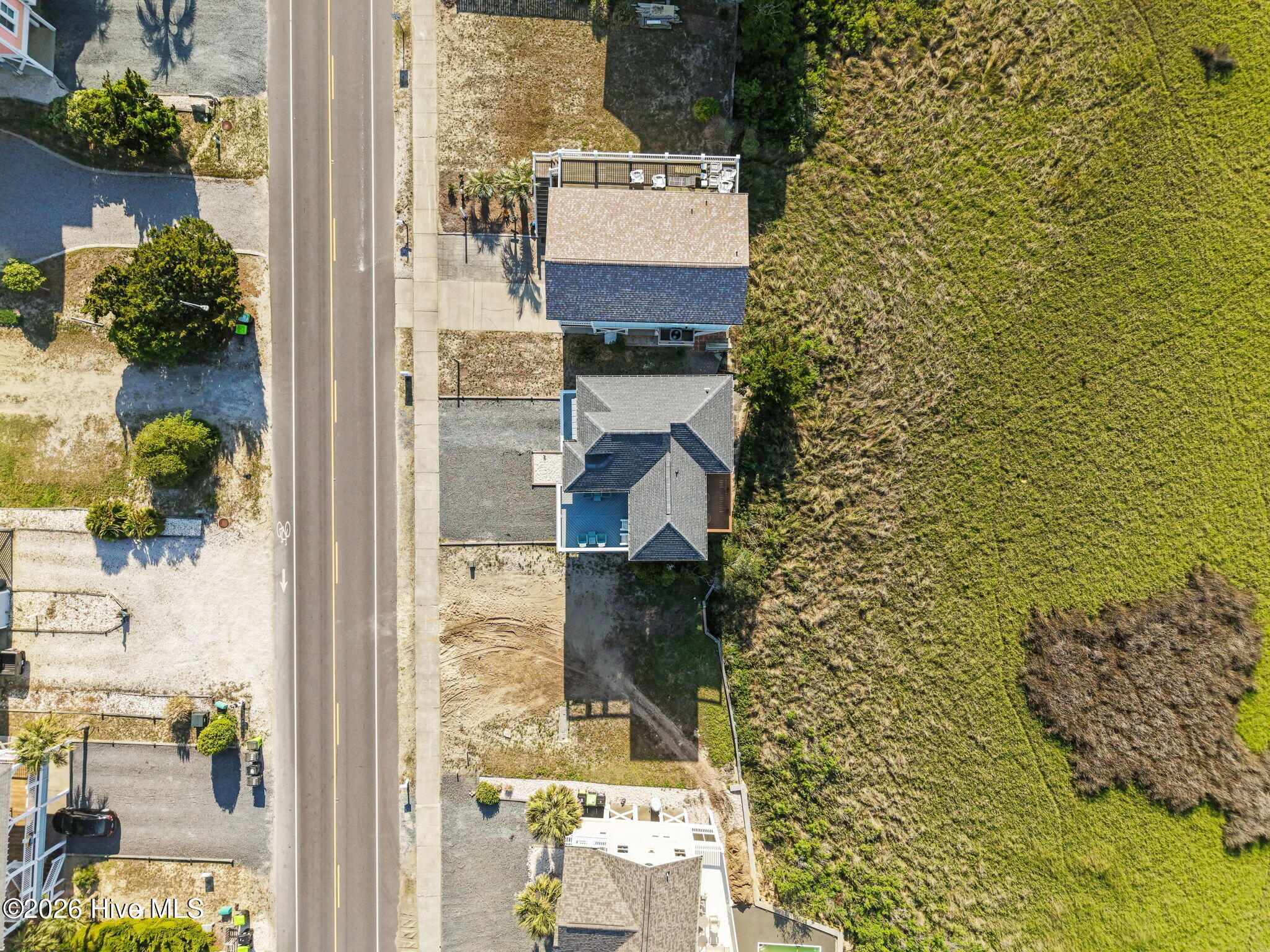 100568458 | Photo 25