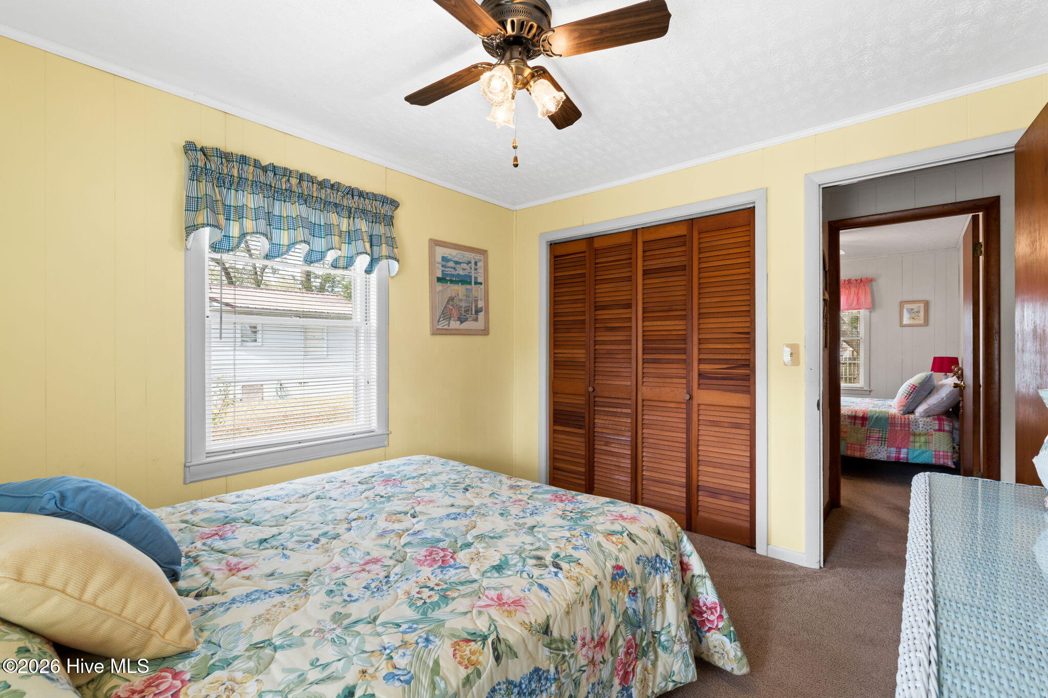 100562927 | Photo 17