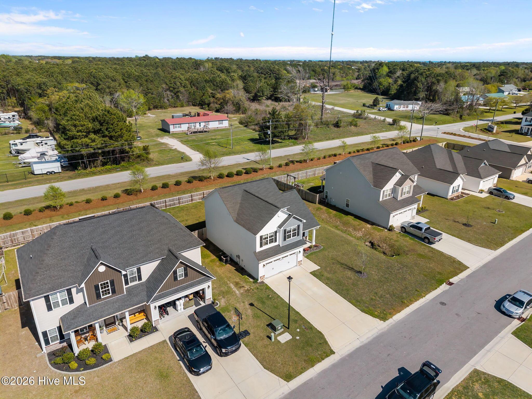 100564865 | Photo 44