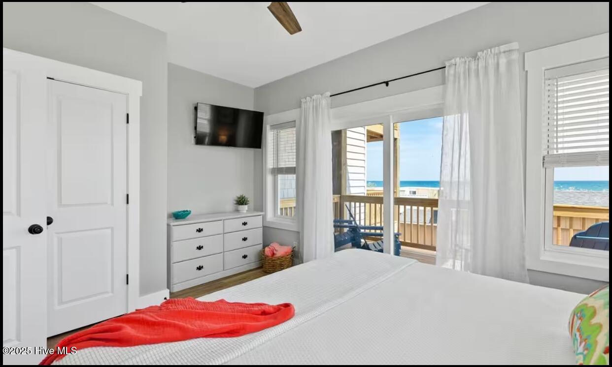 100534215 | Photo 22