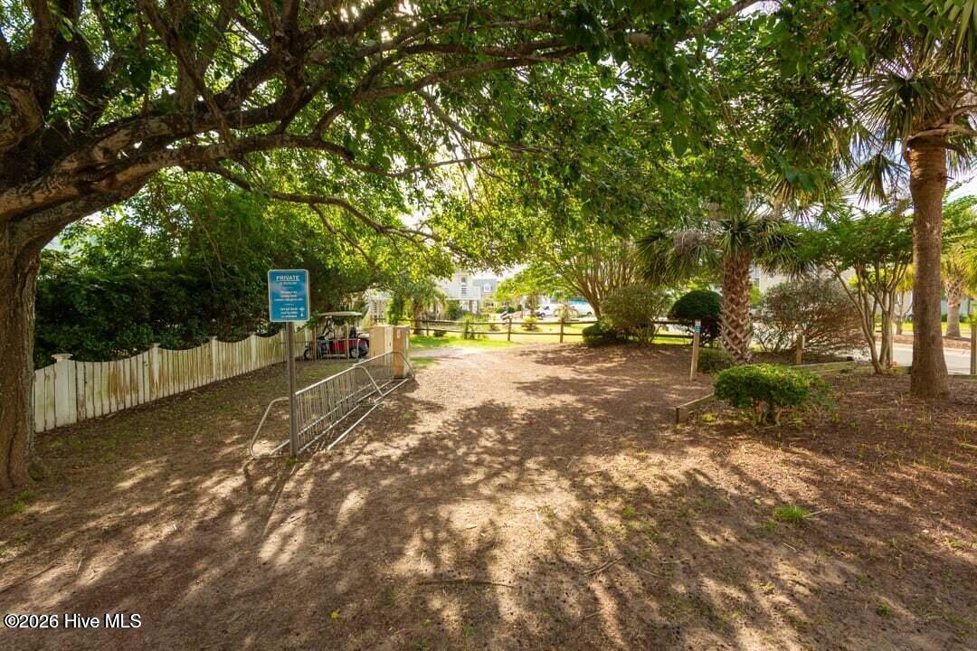 100562699 | Photo 49